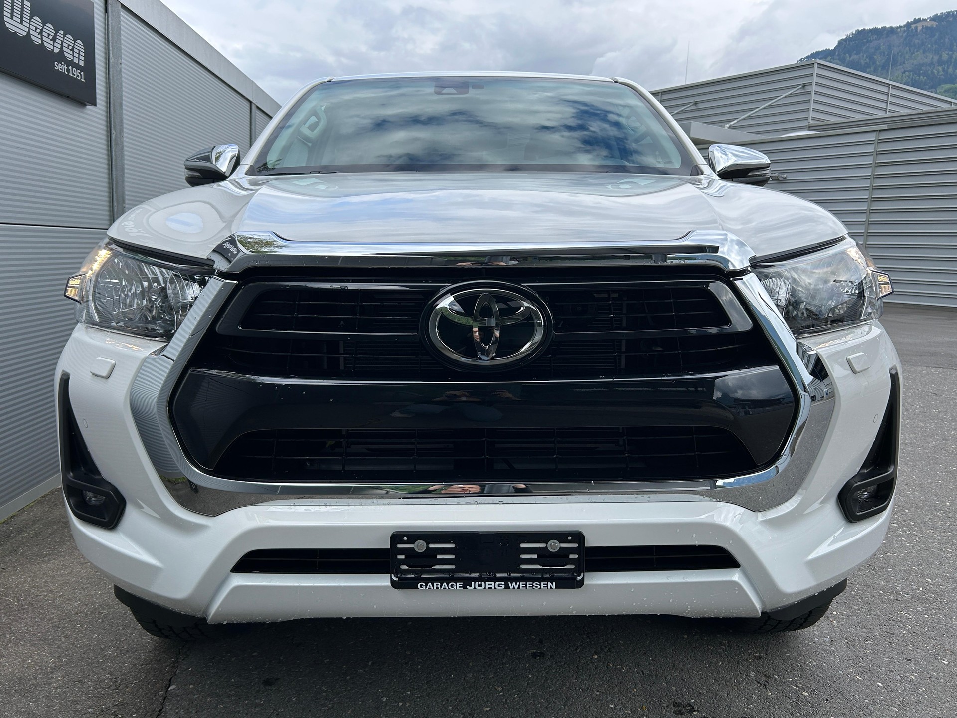 TOYOTA Hilux Double Cab.-Pick-up 2.4 D-4D 150 Style-image-1