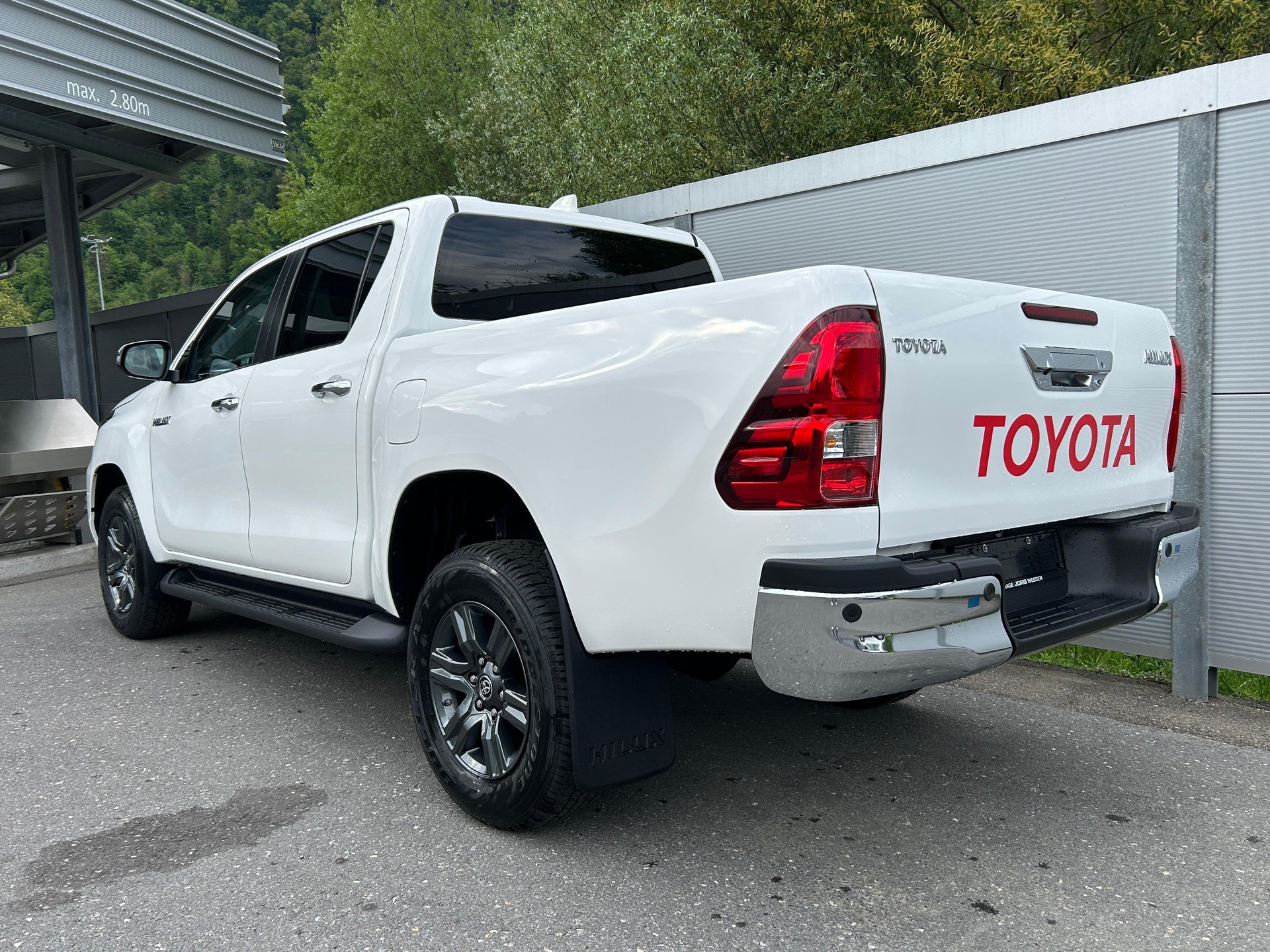 TOYOTA Hilux Double Cab.-Pick-up 2.4 D-4D 150 Style-image-3