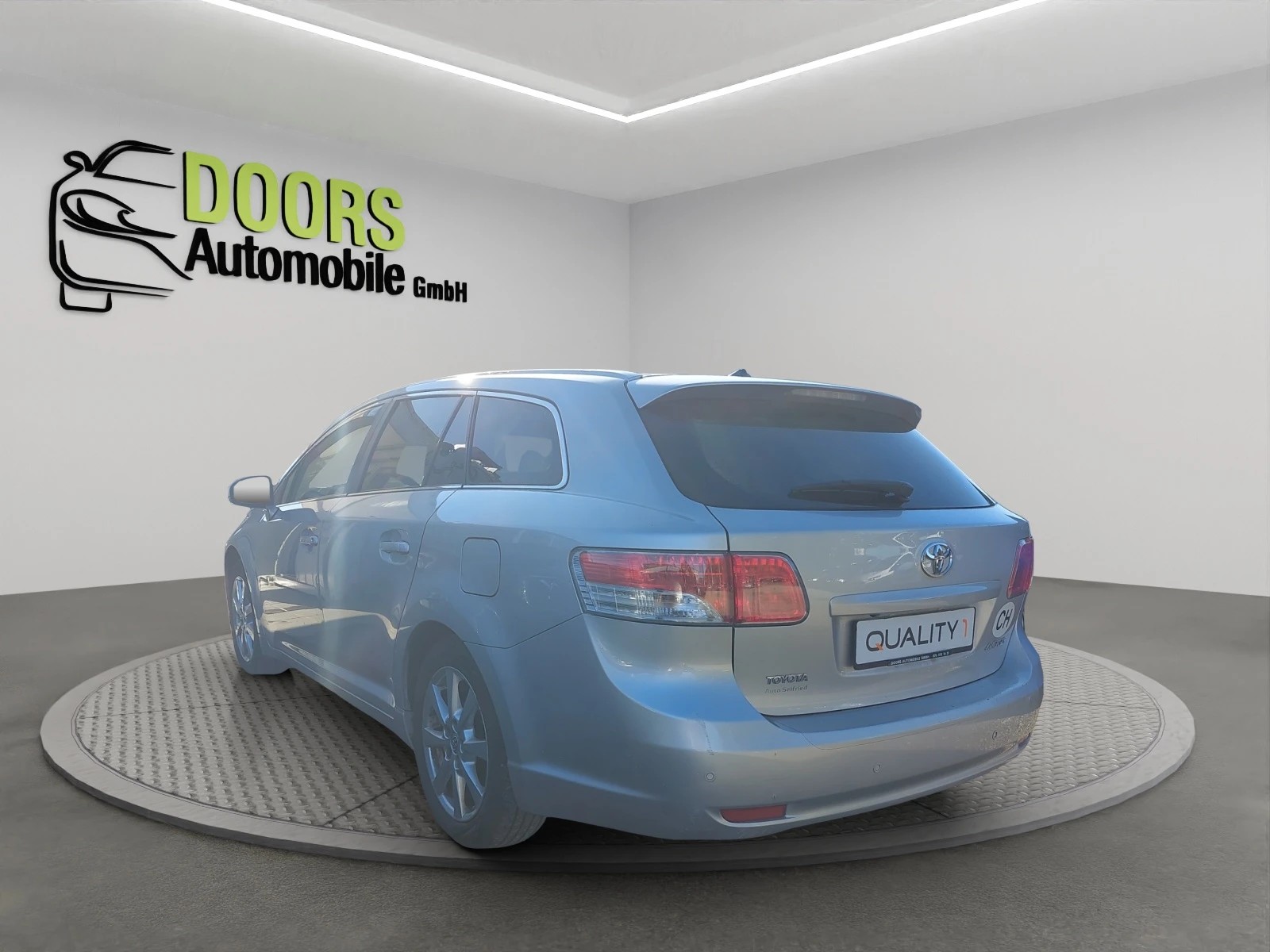 TOYOTA Avensis SW 2.0 Linea Sol Premium Multidrive-image-4