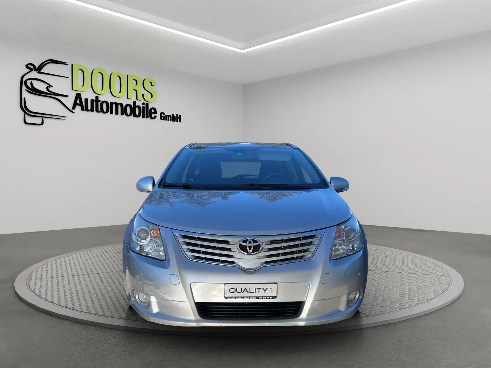 TOYOTA Avensis SW 2.0 Linea Sol Premium Multidrive-image-1