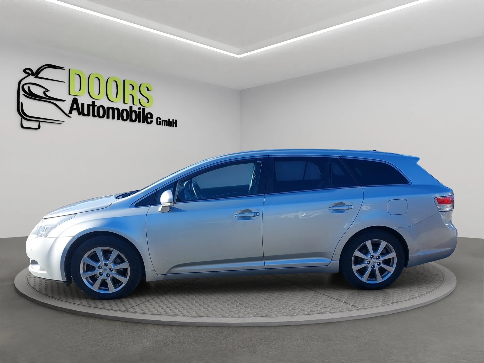 TOYOTA Avensis SW 2.0 Linea Sol Premium Multidrive-image-7