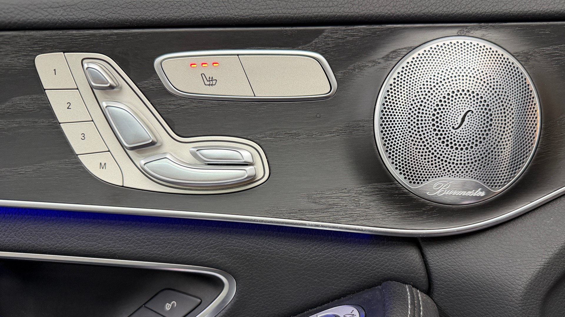 MERCEDES-BENZ C 200 Swiss Star AMG Line 4M Selenitgrau 9G-Tronic / 360° Kamera / Panoramadach / Leder / Keyless Go /-image-21