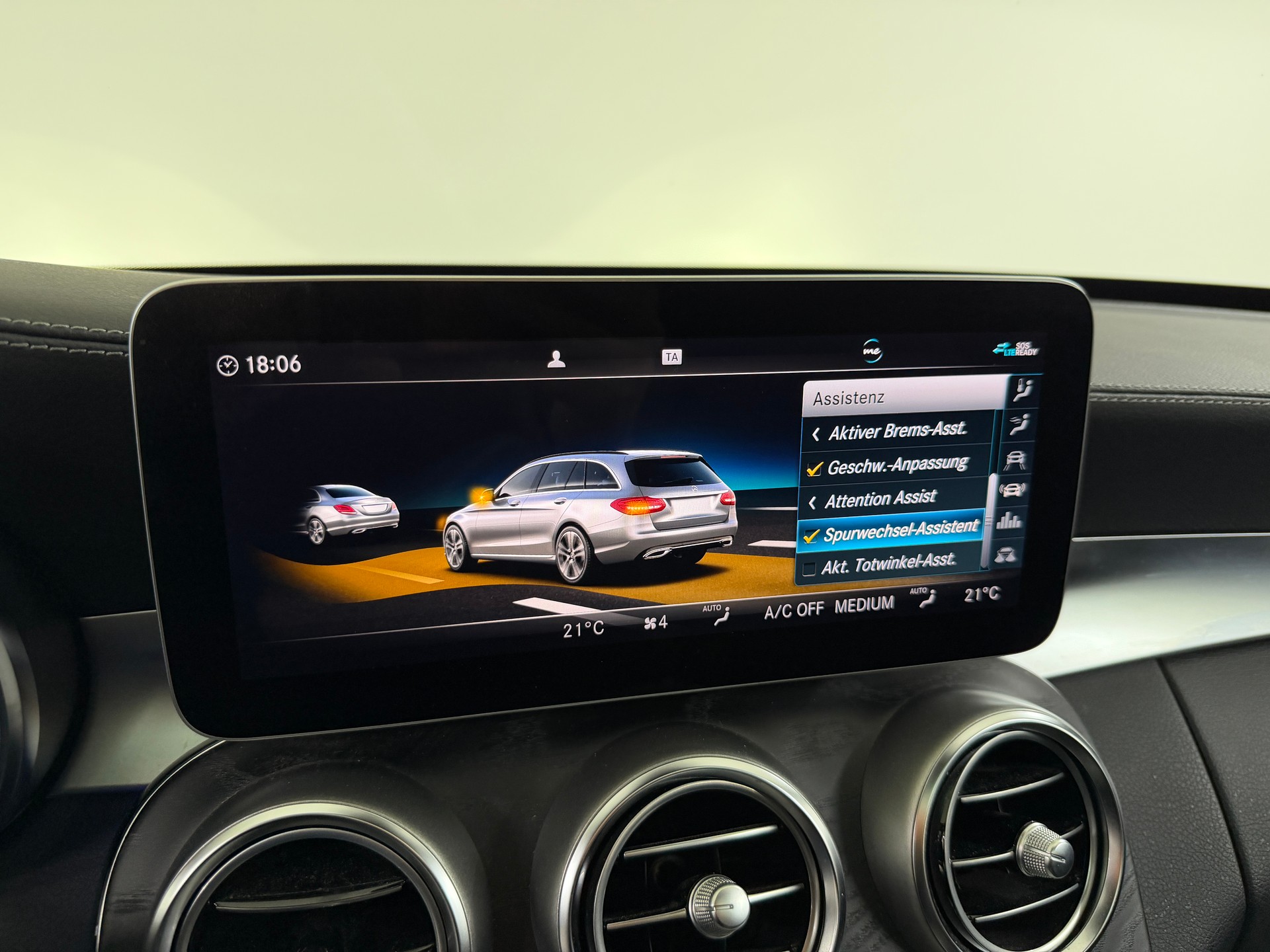 MERCEDES-BENZ C 200 Swiss Star AMG Line 4M Selenitgrau 9G-Tronic / 360° Kamera / Panoramadach / Leder / Keyless Go /-image-17