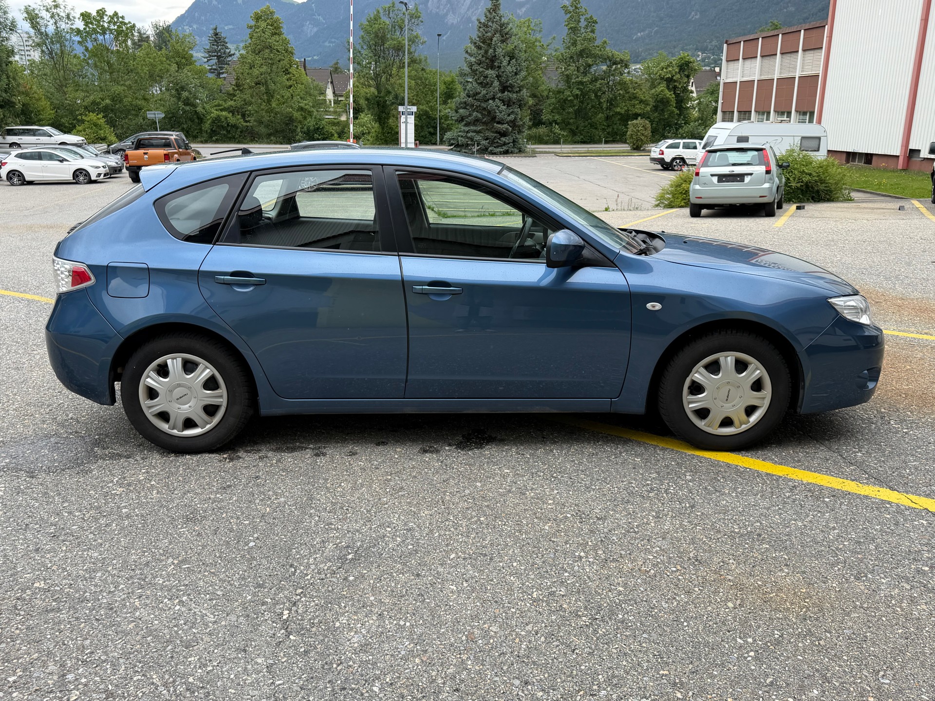 SUBARU Impreza 1.5R Swiss-image-3