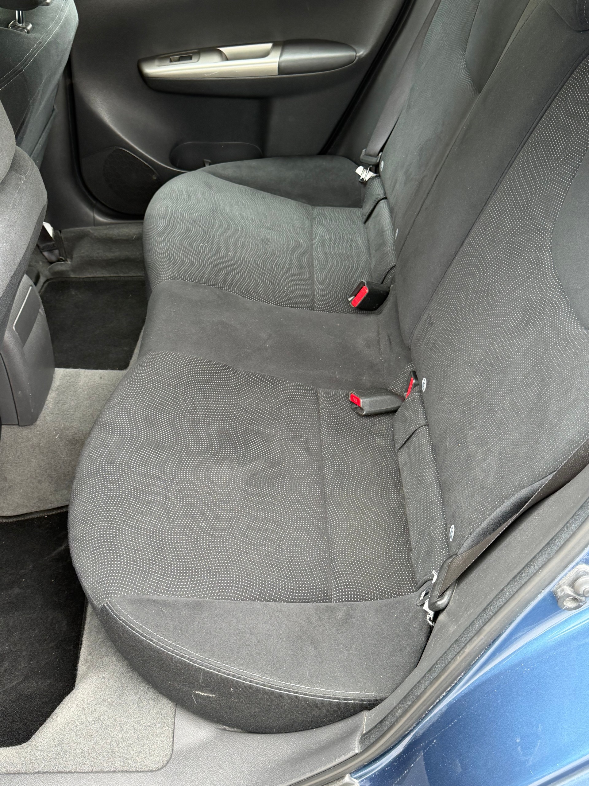 SUBARU Impreza 1.5R Swiss-image-8