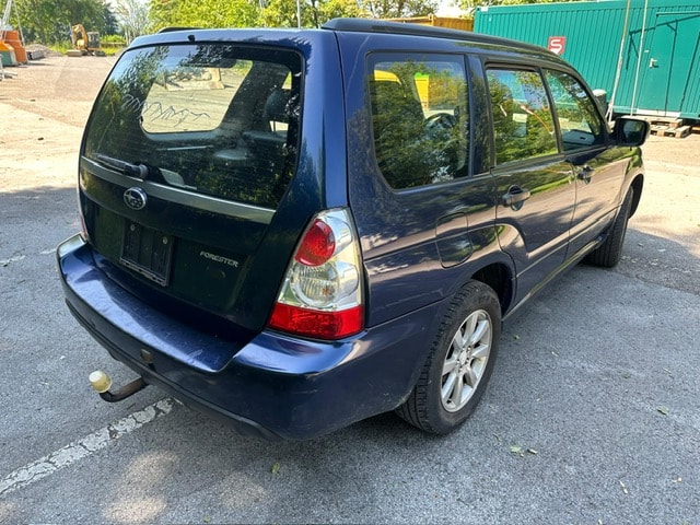 SUBARU Forester 2.0X Limited (Club)-image-3