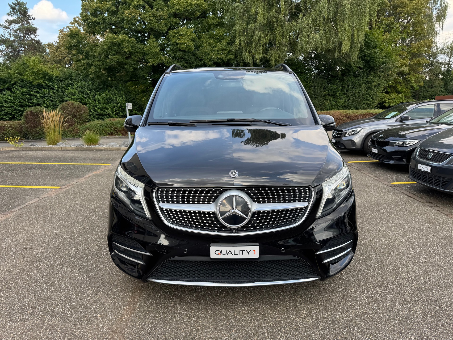 MERCEDES-BENZ V 300 d lang Avantgarde 4Matic 9G-Tronic-image-1