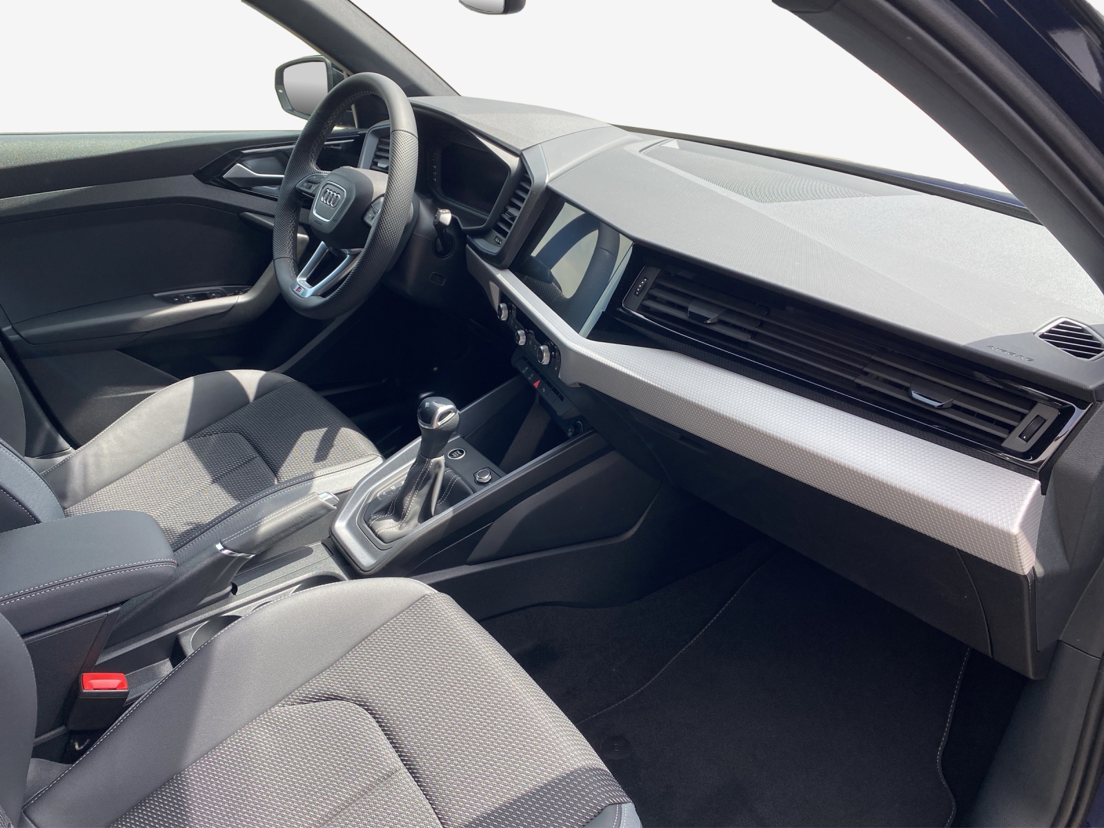 AUDI A1 Sportback 30 TFSI S Line S-tronic-image-13