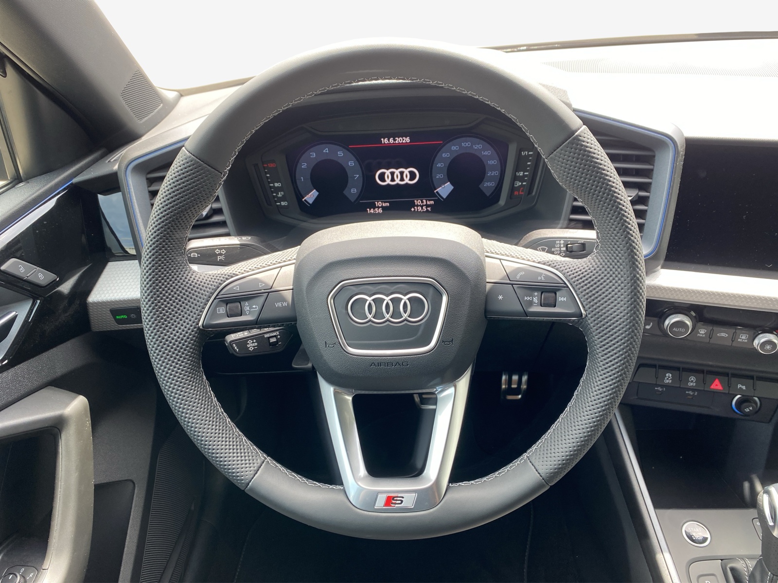 AUDI A1 Sportback 30 TFSI S Line S-tronic-image-9