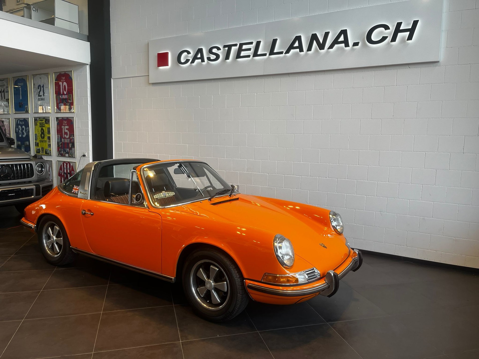 PORSCHE E 2.2 Targa-image-0