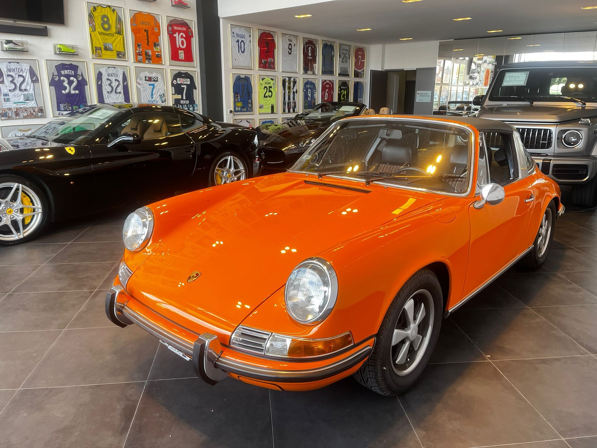 PORSCHE E 2.2 Targa-image-3