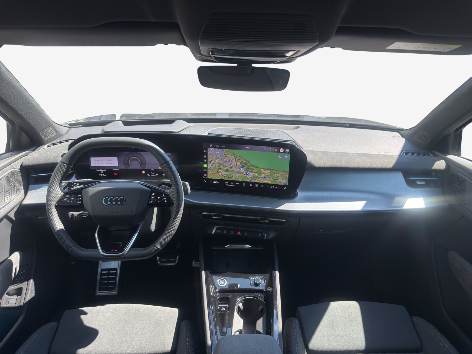 AUDI Q3 SUV TFSI quattro 195 kW S tronic-image-10