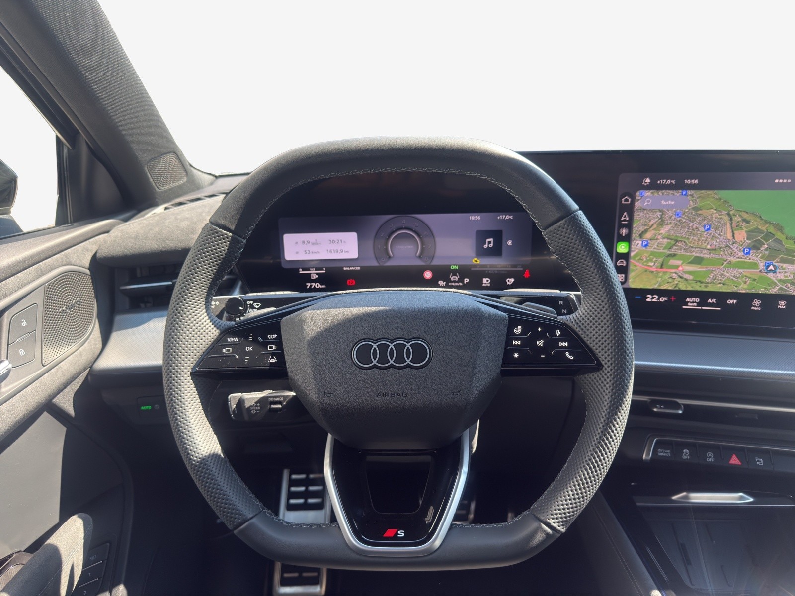 AUDI Q3 SUV TFSI quattro 195 kW S tronic-image-8