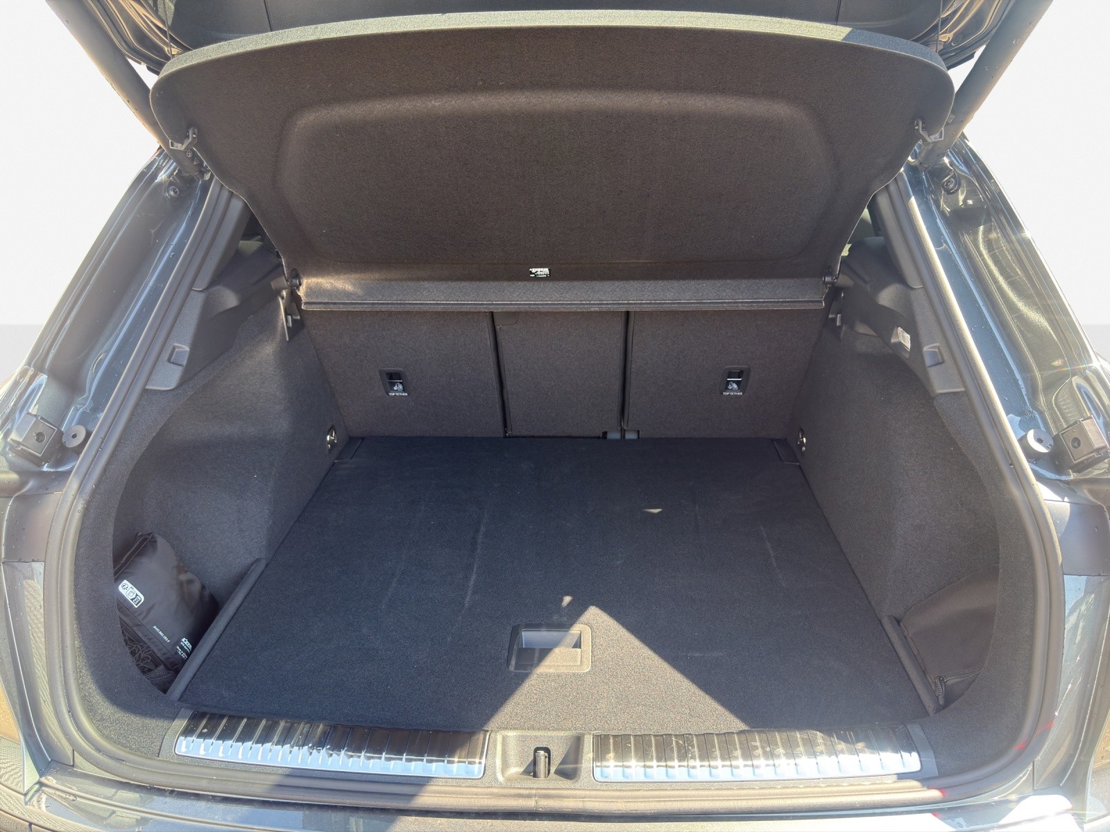 AUDI Q3 SUV TFSI quattro 195 kW S tronic-image-12