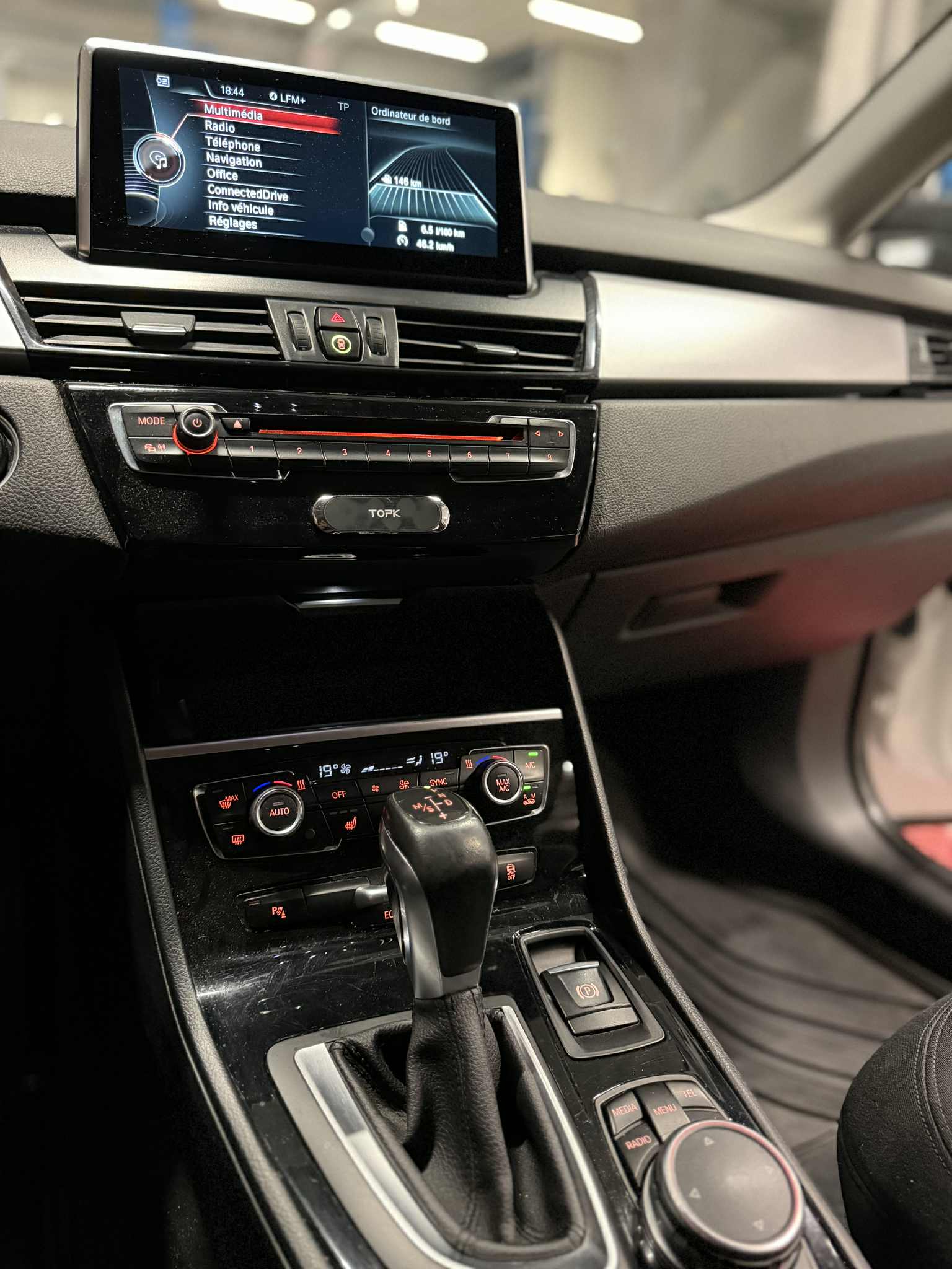 BMW 220d xDrive Active Tourer Luxury Line Steptronic-image-7