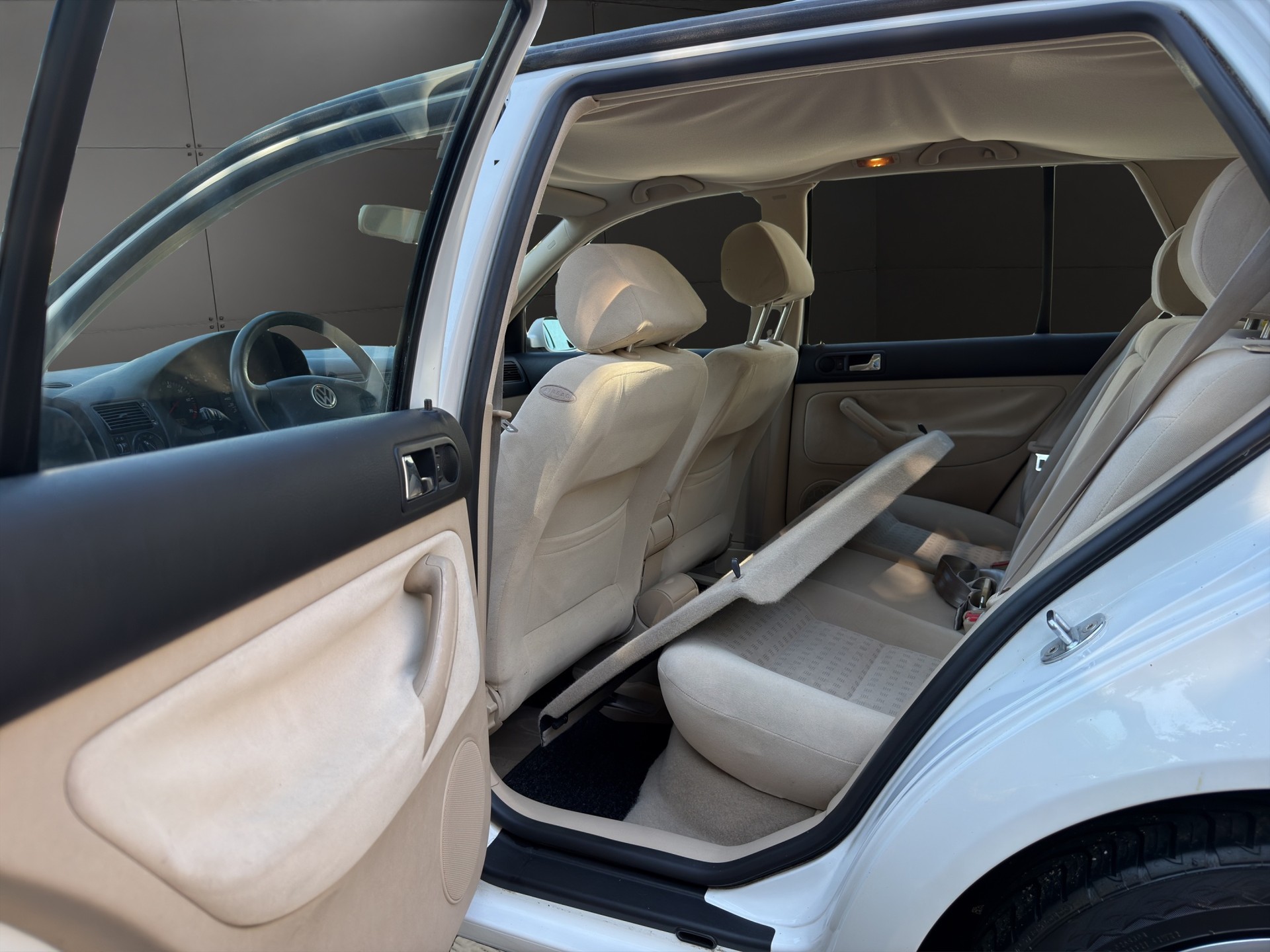 VW Golf 2.0 Comfortline-image-10