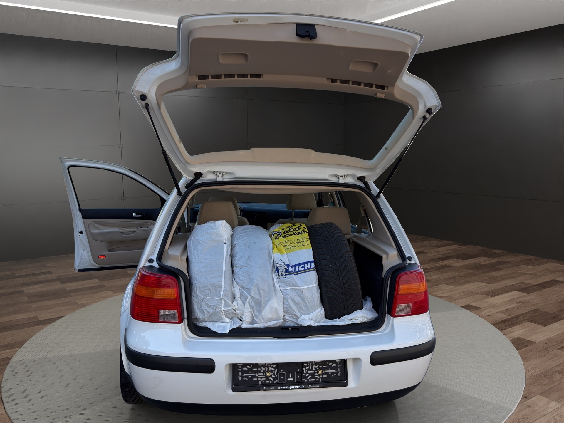 VW Golf 2.0 Comfortline-image-12