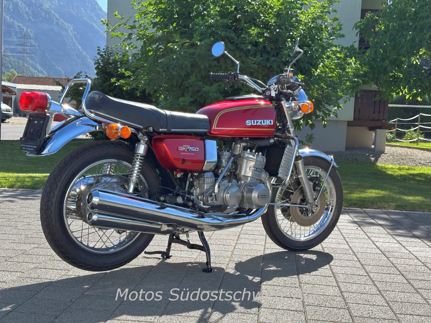 SUZUKI GT 750-image-4
