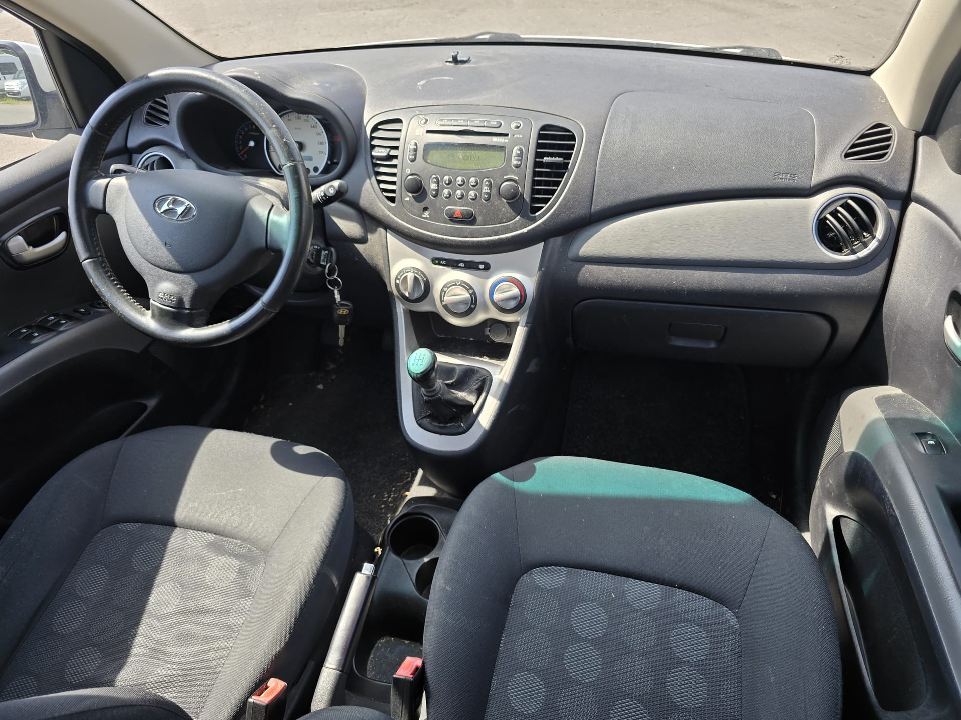 HYUNDAI i10 1.2 Style-image-12