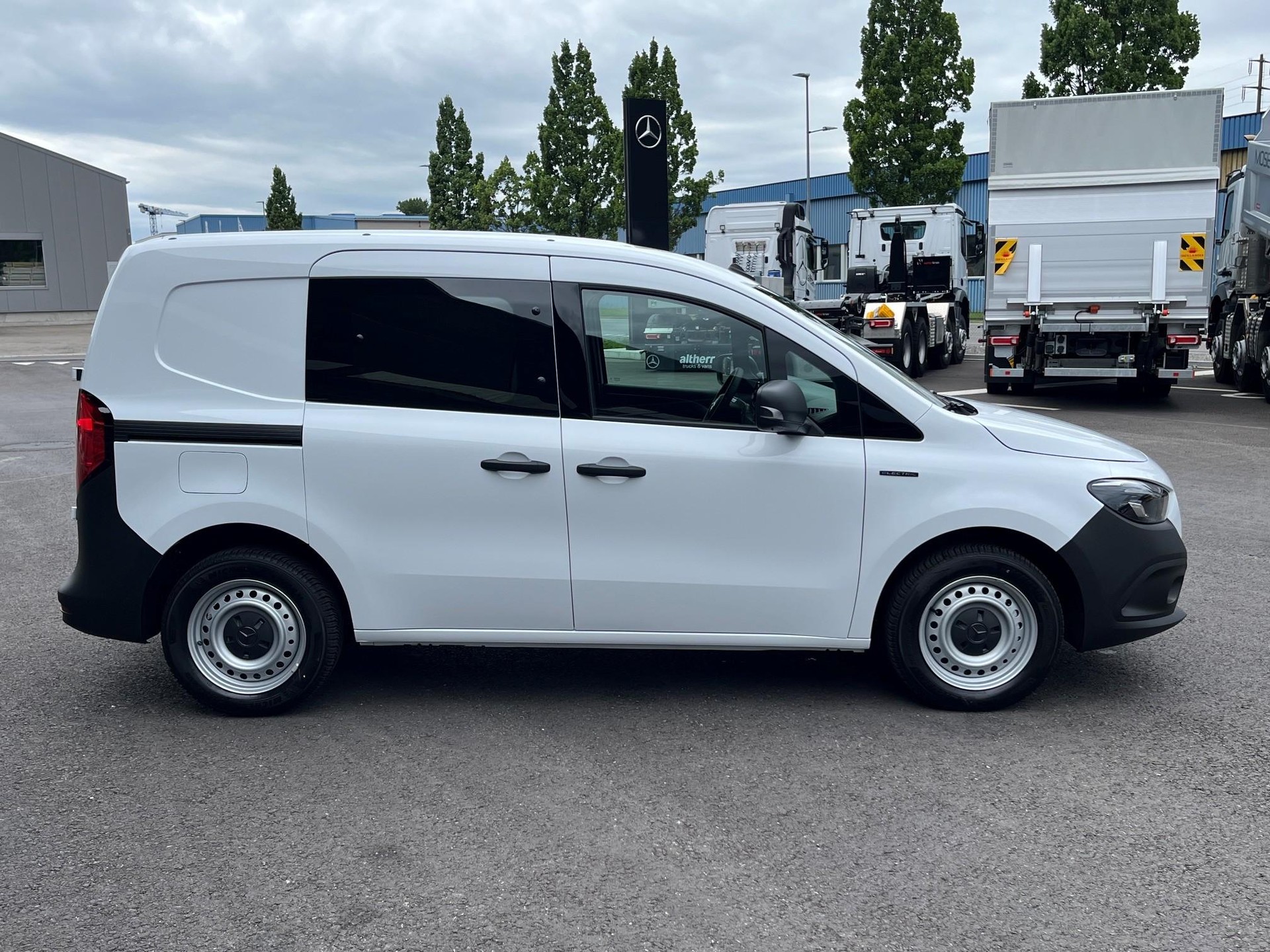 MERCEDES-BENZ eCitan Kaw. S 45 kWh Worker-image-3