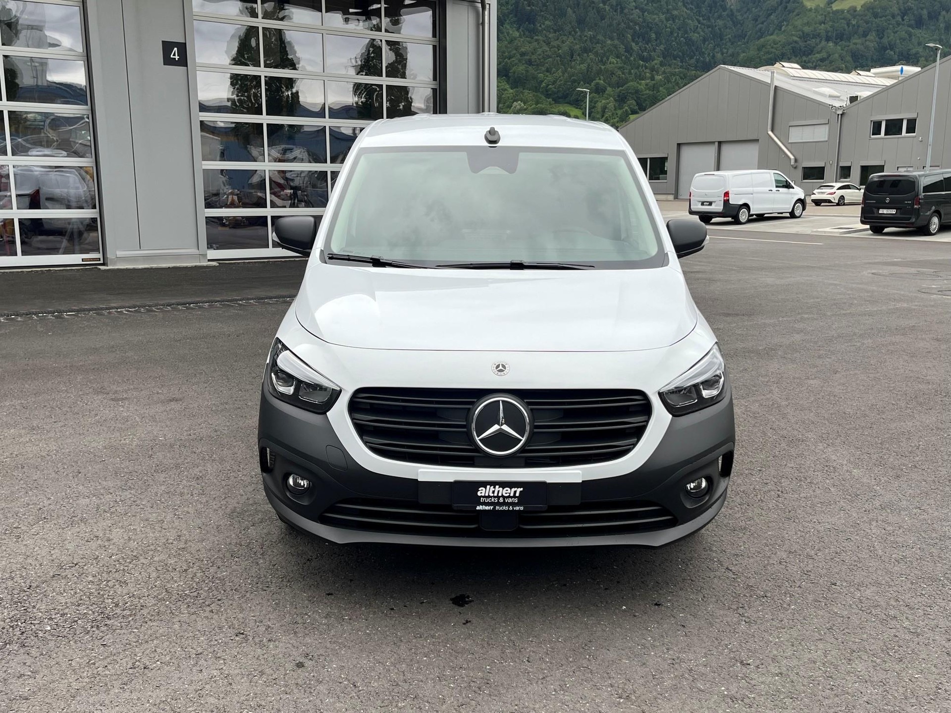 MERCEDES-BENZ eCitan Kaw. S 45 kWh Worker-image-1
