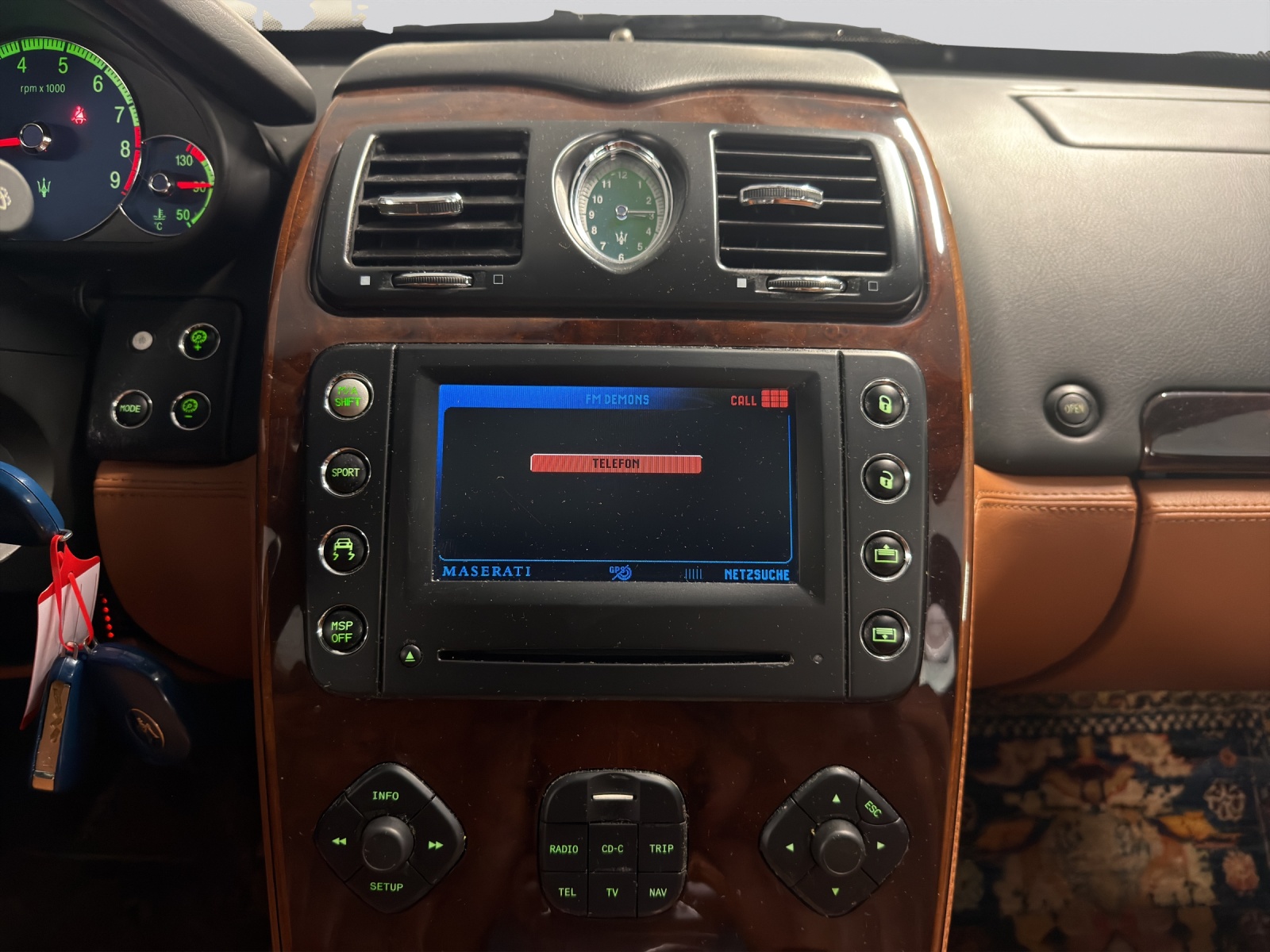 MASERATI Quattroporte 4.2 V8 Executive GT DuoSelect-image-16