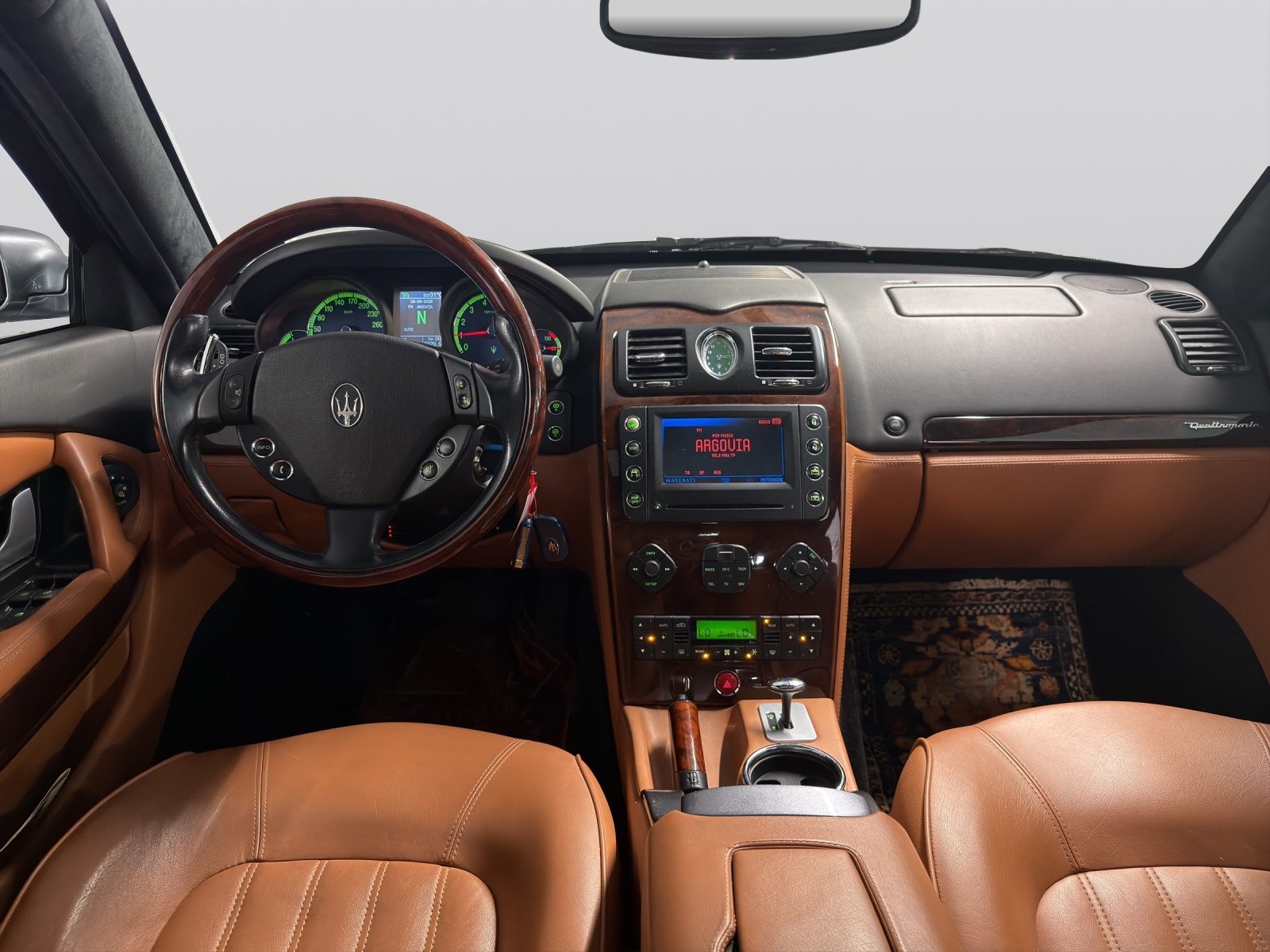 MASERATI Quattroporte 4.2 V8 Executive GT DuoSelect-image-12