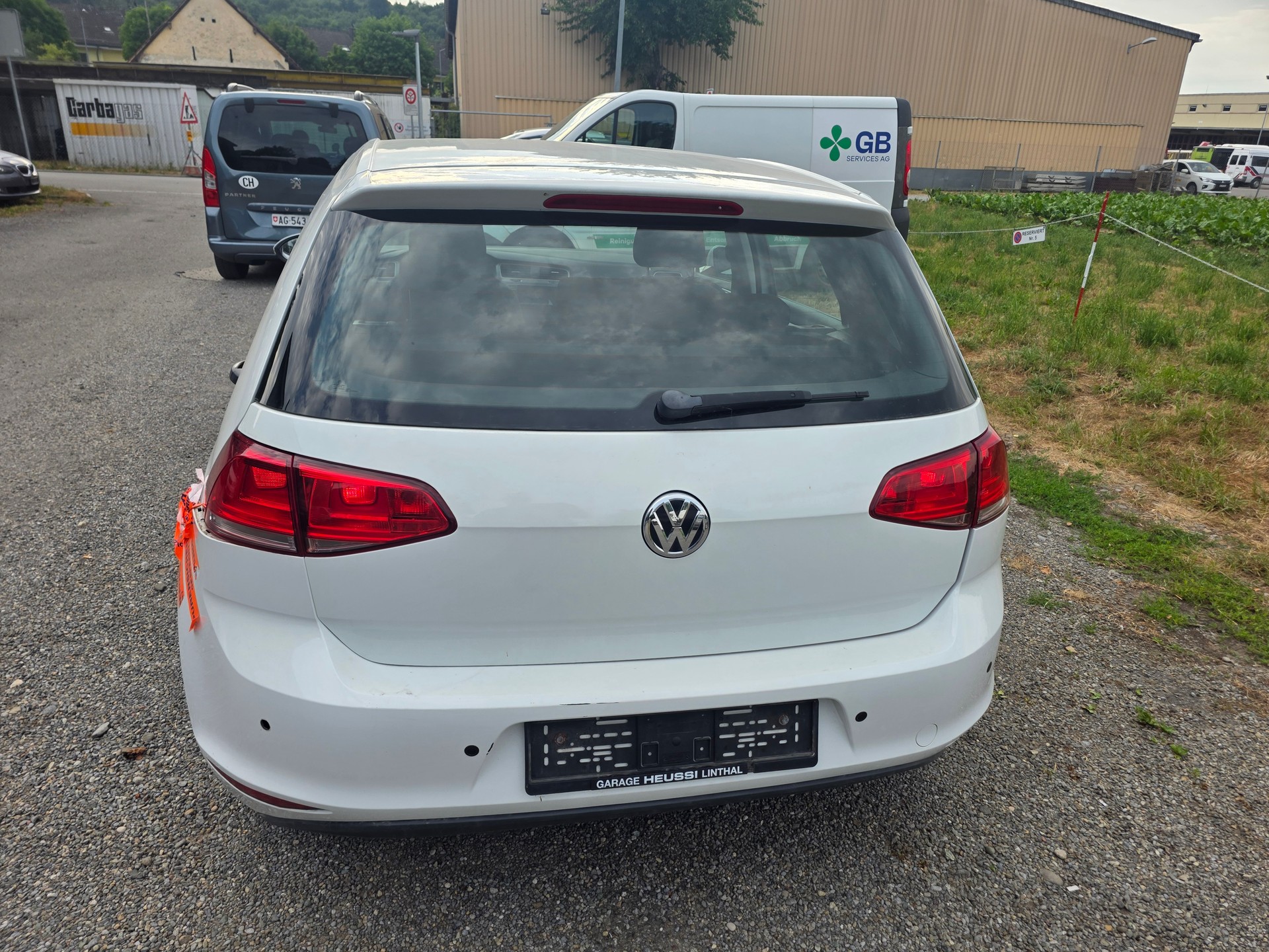 VW Golf 1.2 TSI Trendline-image-3