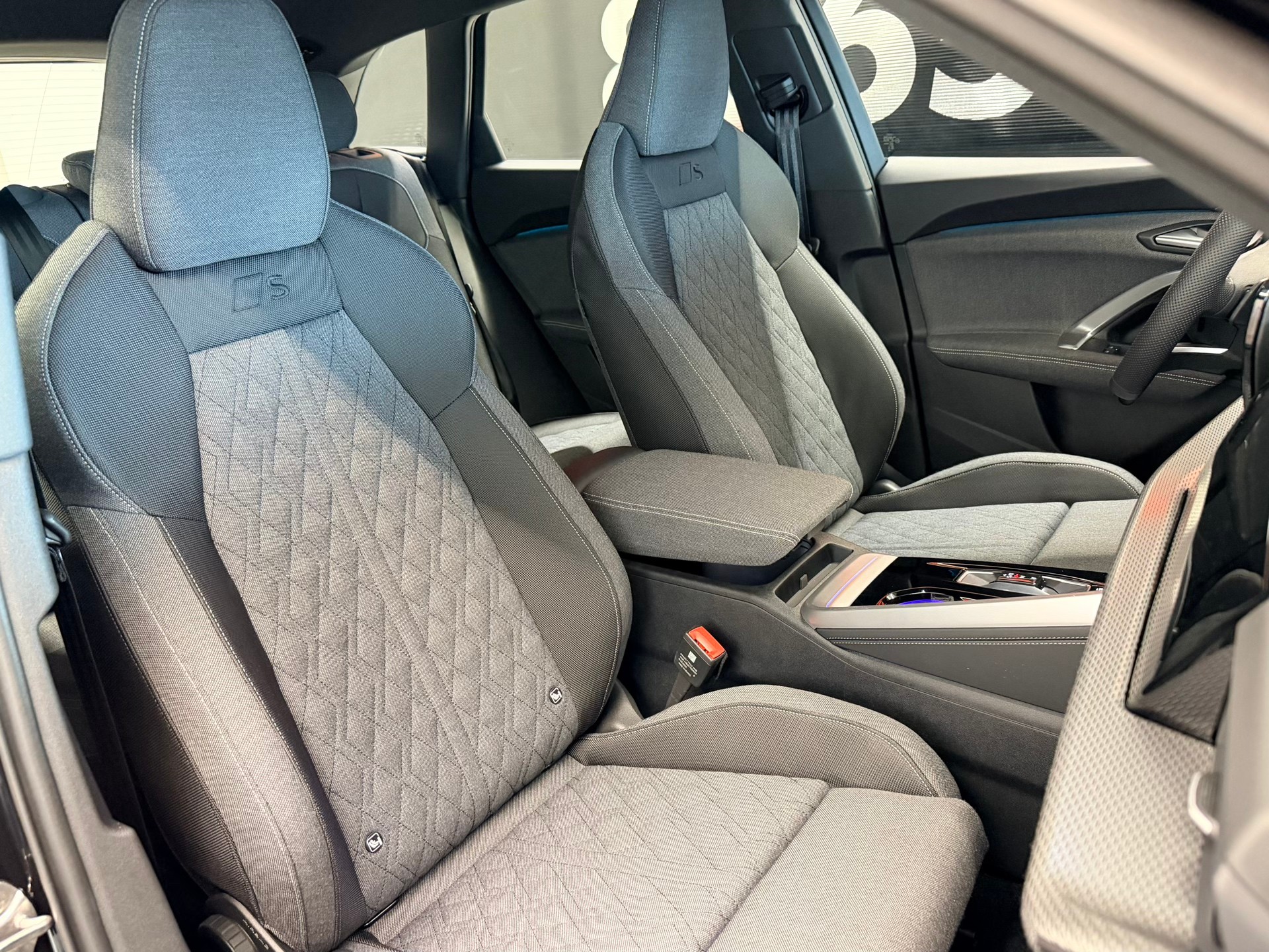 AUDI Q5 TFSI quatto 150 kW S-tronic-image-20