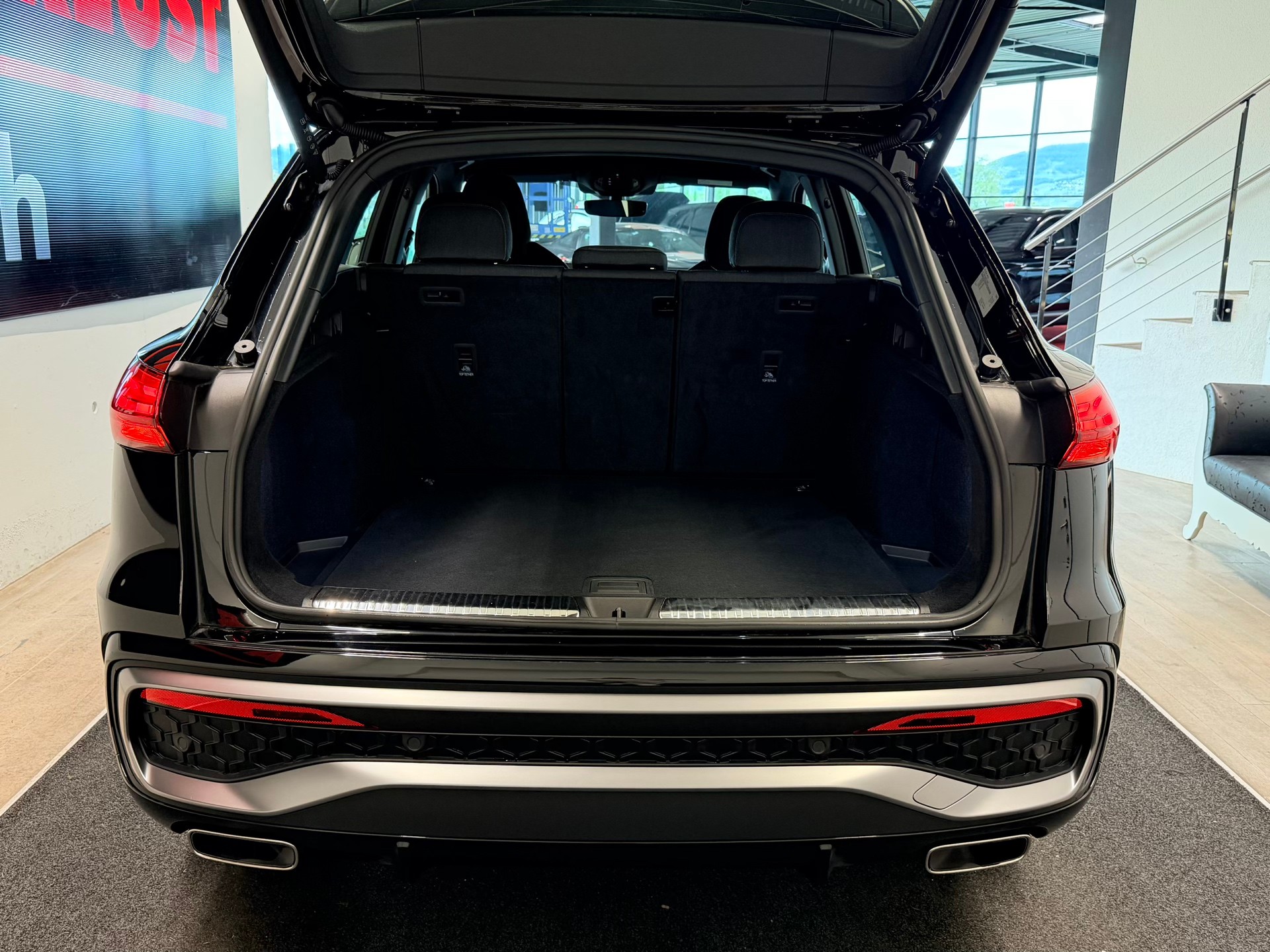 AUDI Q5 TFSI quatto 150 kW S-tronic-image-9