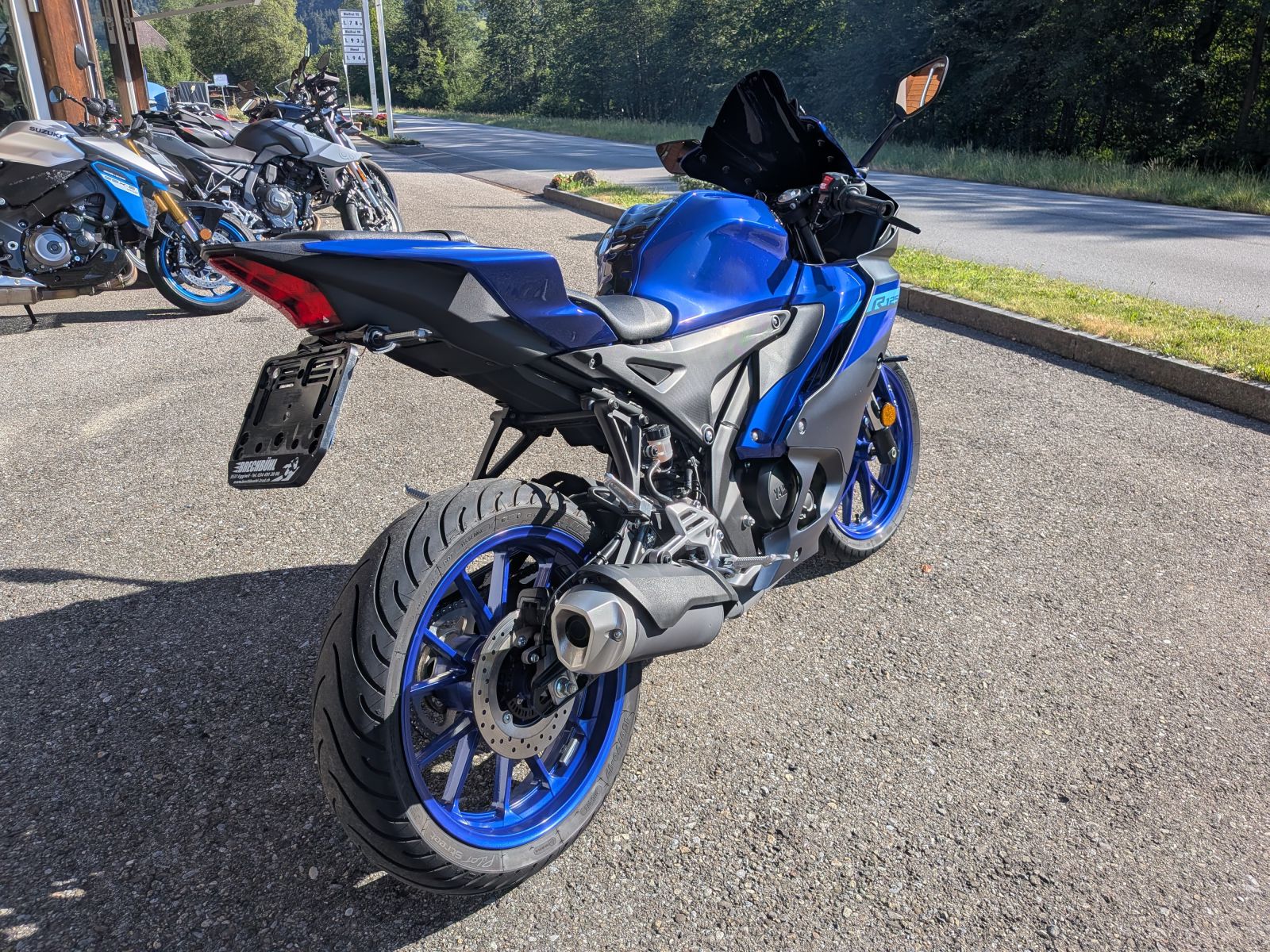 YAMAHA YZF-R 125 ABS-image-5