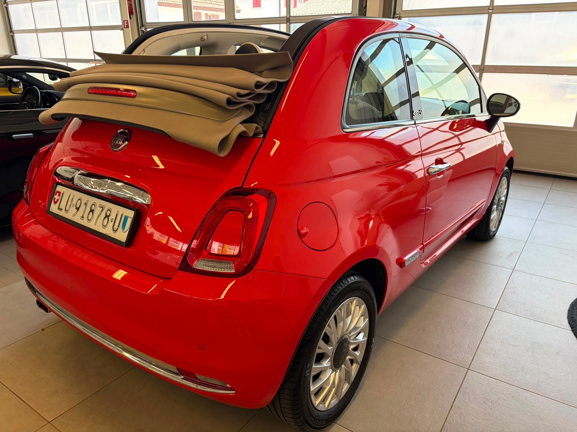 FIAT 500C 1.2 Lounge ** CABRIO **-image-2