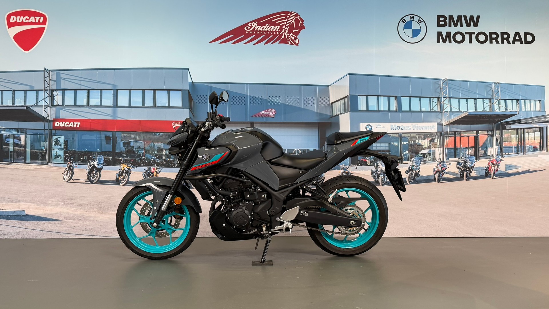 YAMAHA MT-03 ABS-showroom-element-3
