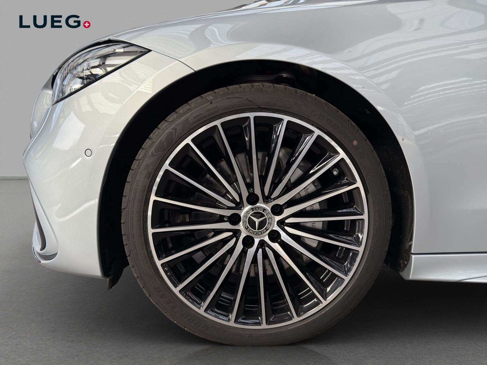 MERCEDES-BENZ C 220 d 4 Matic Swiss Star-image-7