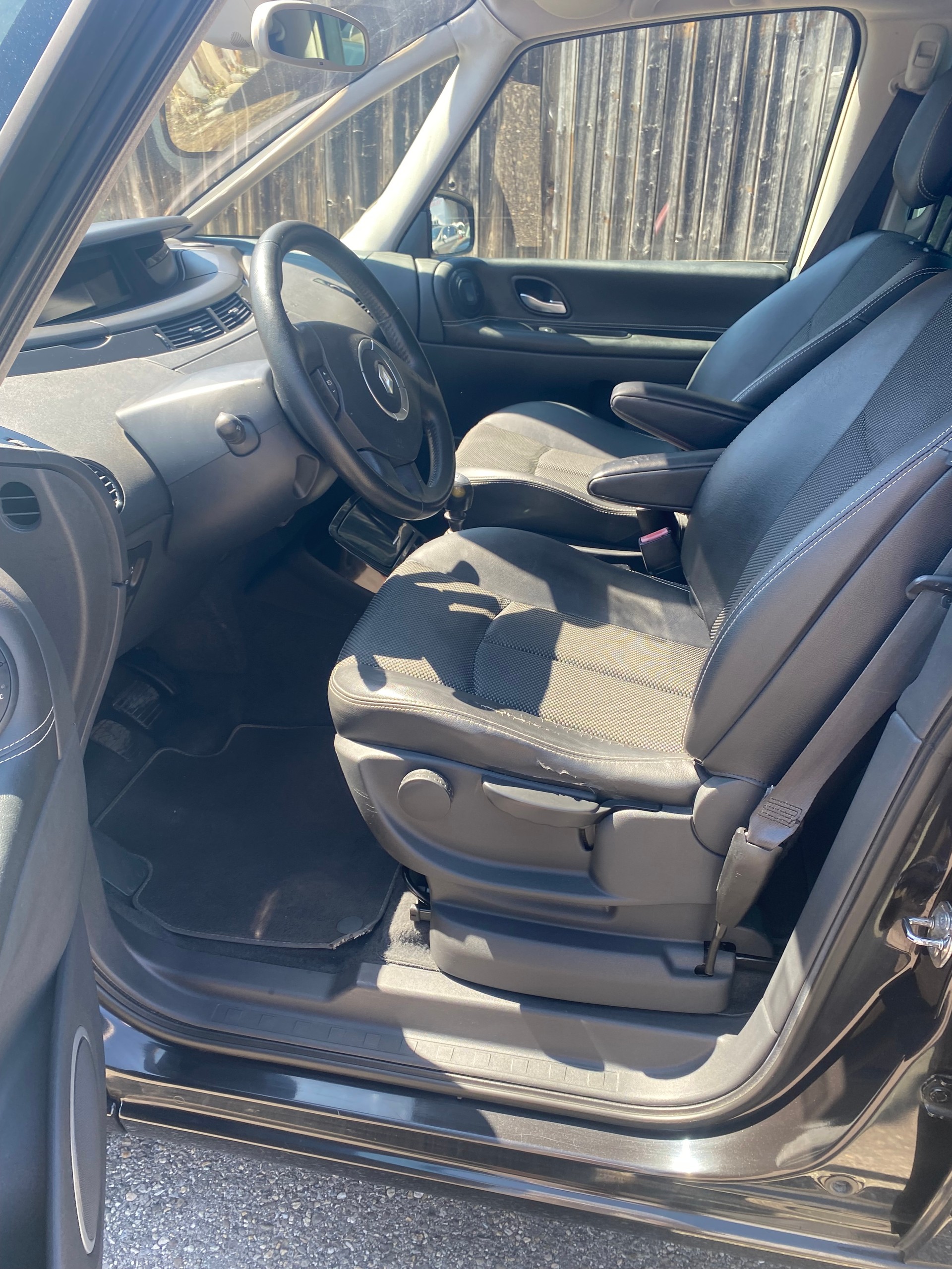 RENAULT Espace 2.0 Turbo Initiale-image-5