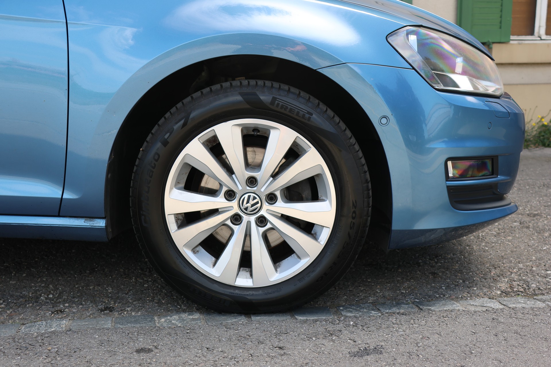 VW Golf 2.0 TDI Comfortline 4Motion-image-3