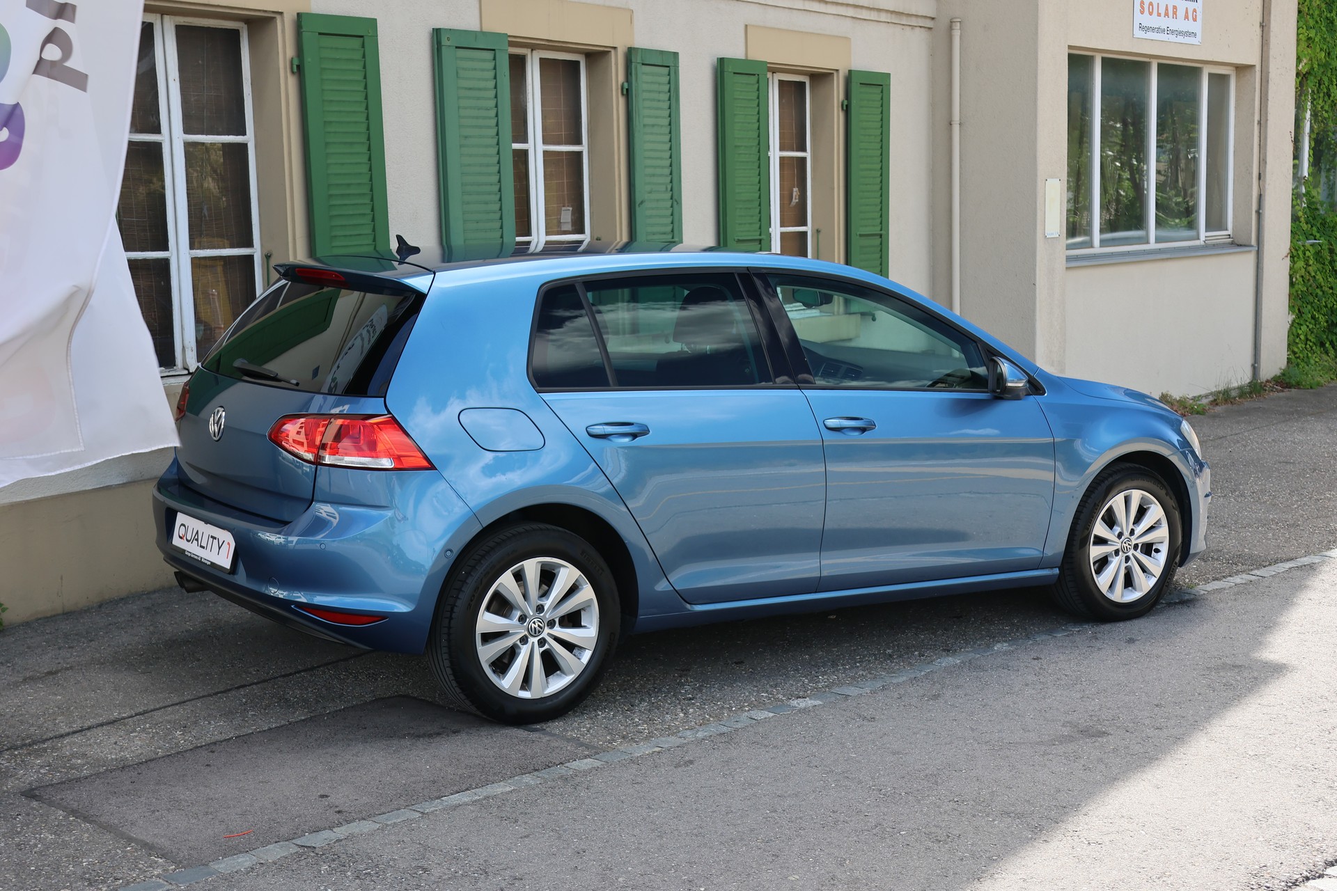VW Golf 2.0 TDI Comfortline 4Motion-image-4