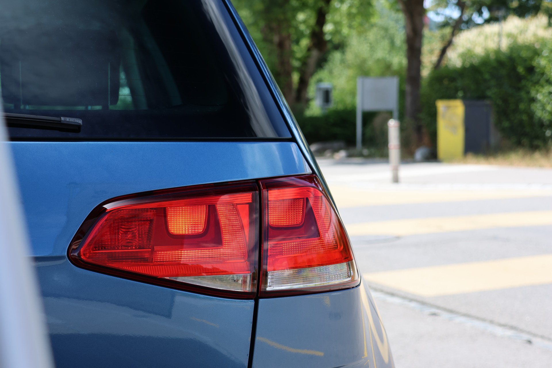 VW Golf 2.0 TDI Comfortline 4Motion-image-6