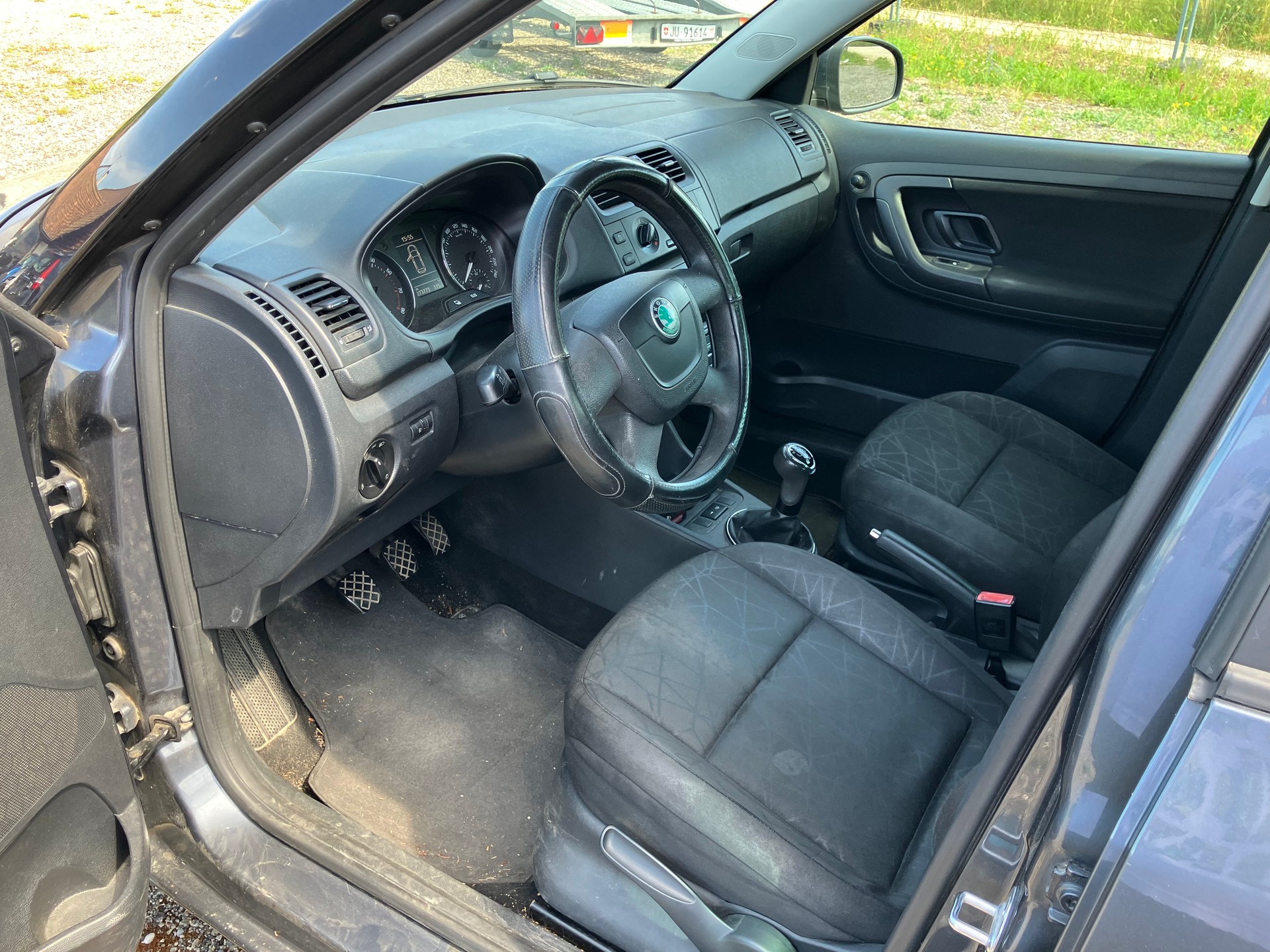 SKODA Fabia 1.2 TSI Family-image-2