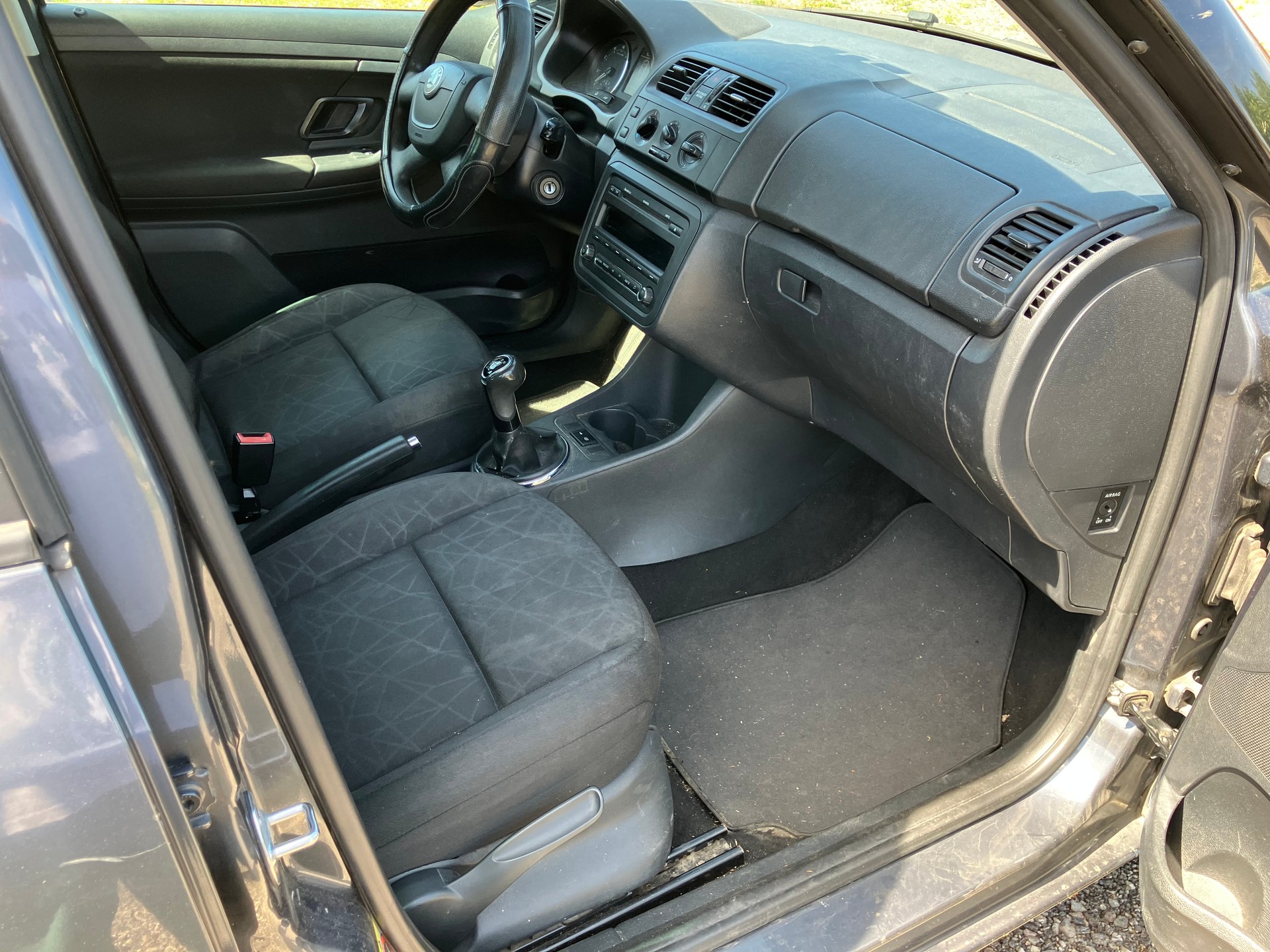 SKODA Fabia 1.2 TSI Family-image-3