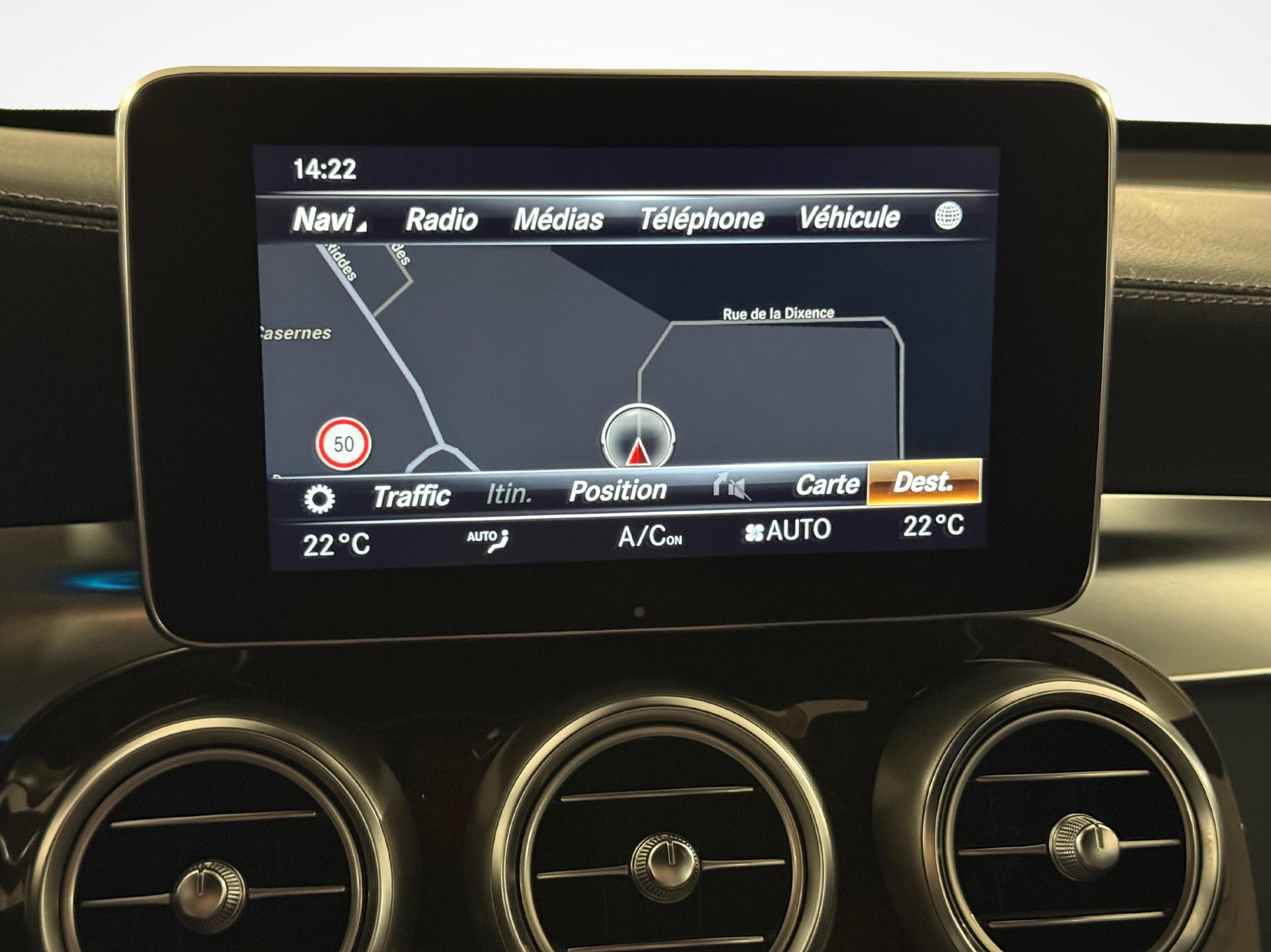 MERCEDES-BENZ GLC 350 e AMG Line 4m-image-19