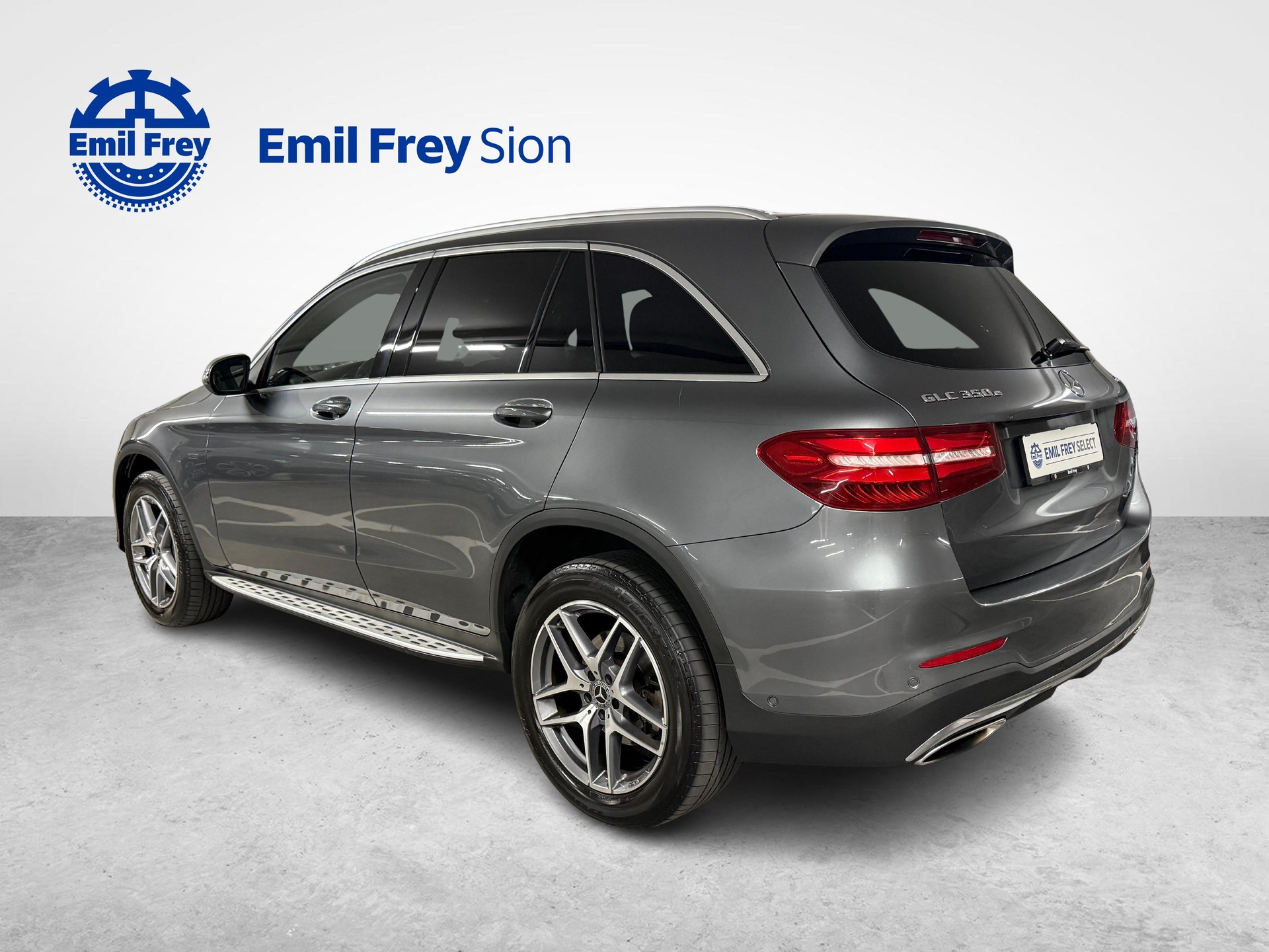 MERCEDES-BENZ GLC 350 e AMG Line 4m-image-4