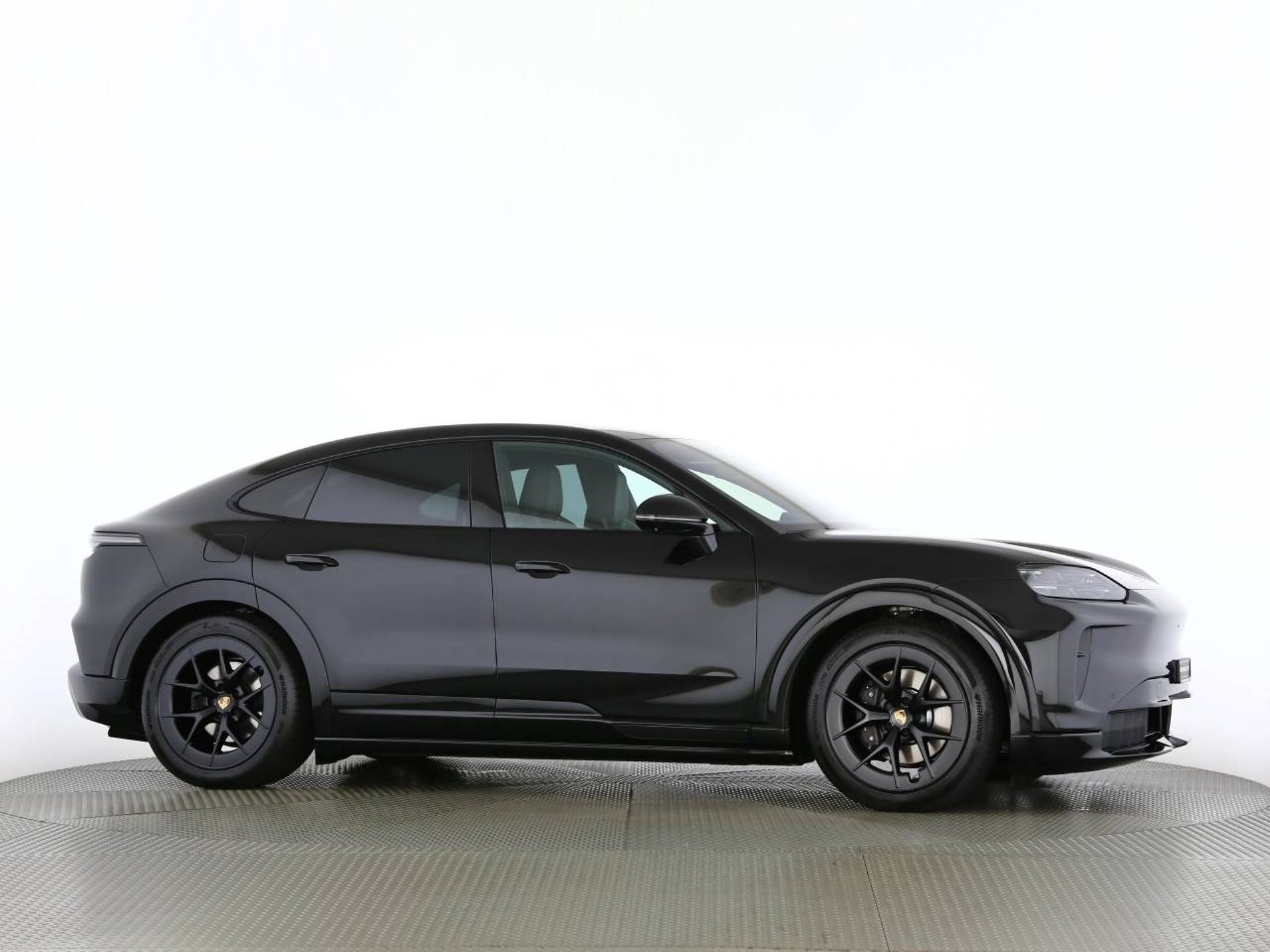 PORSCHE Cayenne Coupé Electric-image-25