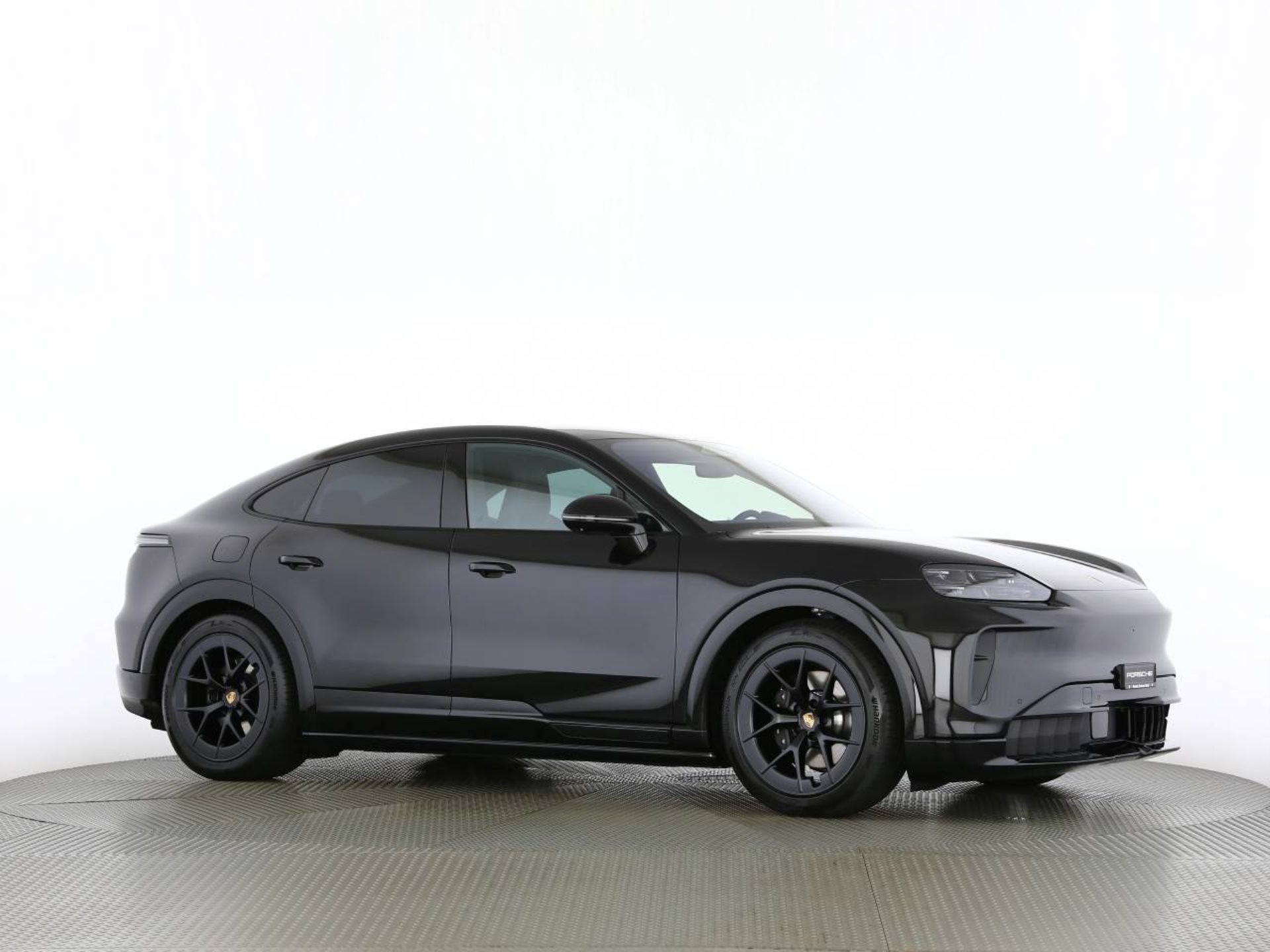 PORSCHE Cayenne Coupé Electric-image-26