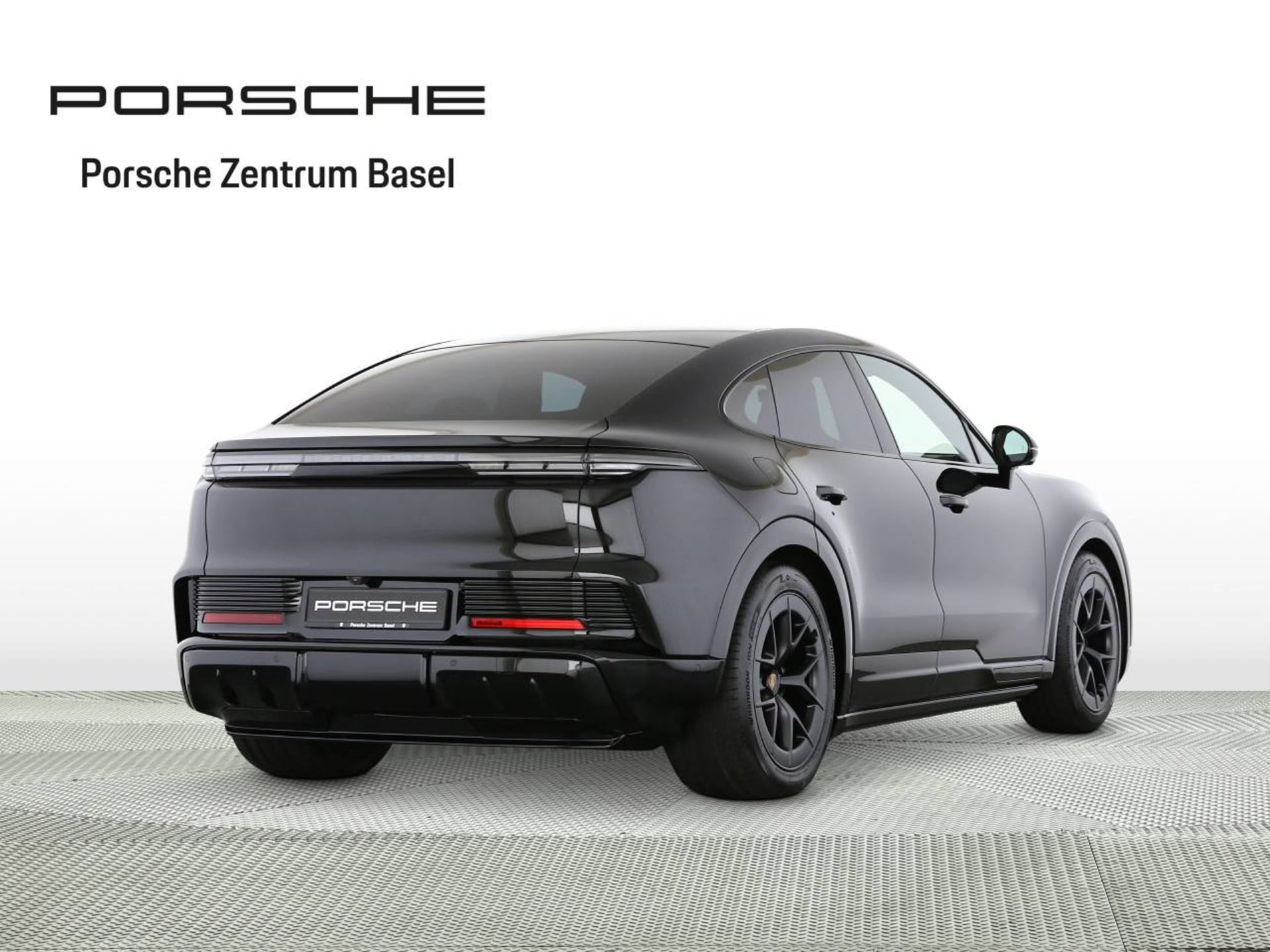 PORSCHE Cayenne Coupé Electric-image-2