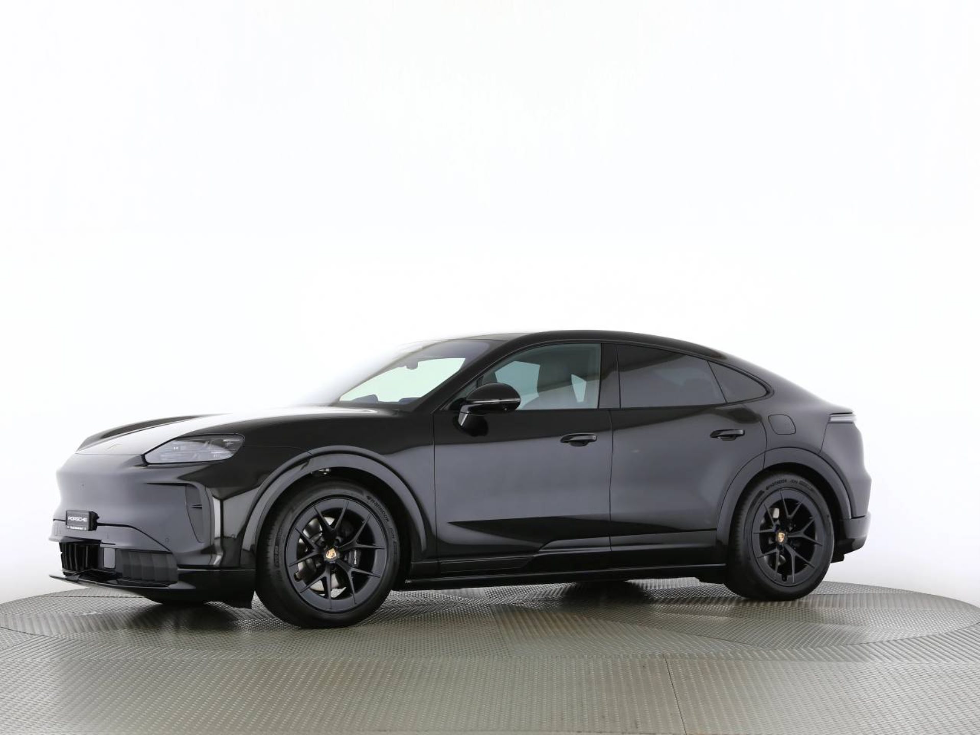 PORSCHE Cayenne Coupé Electric-image-10