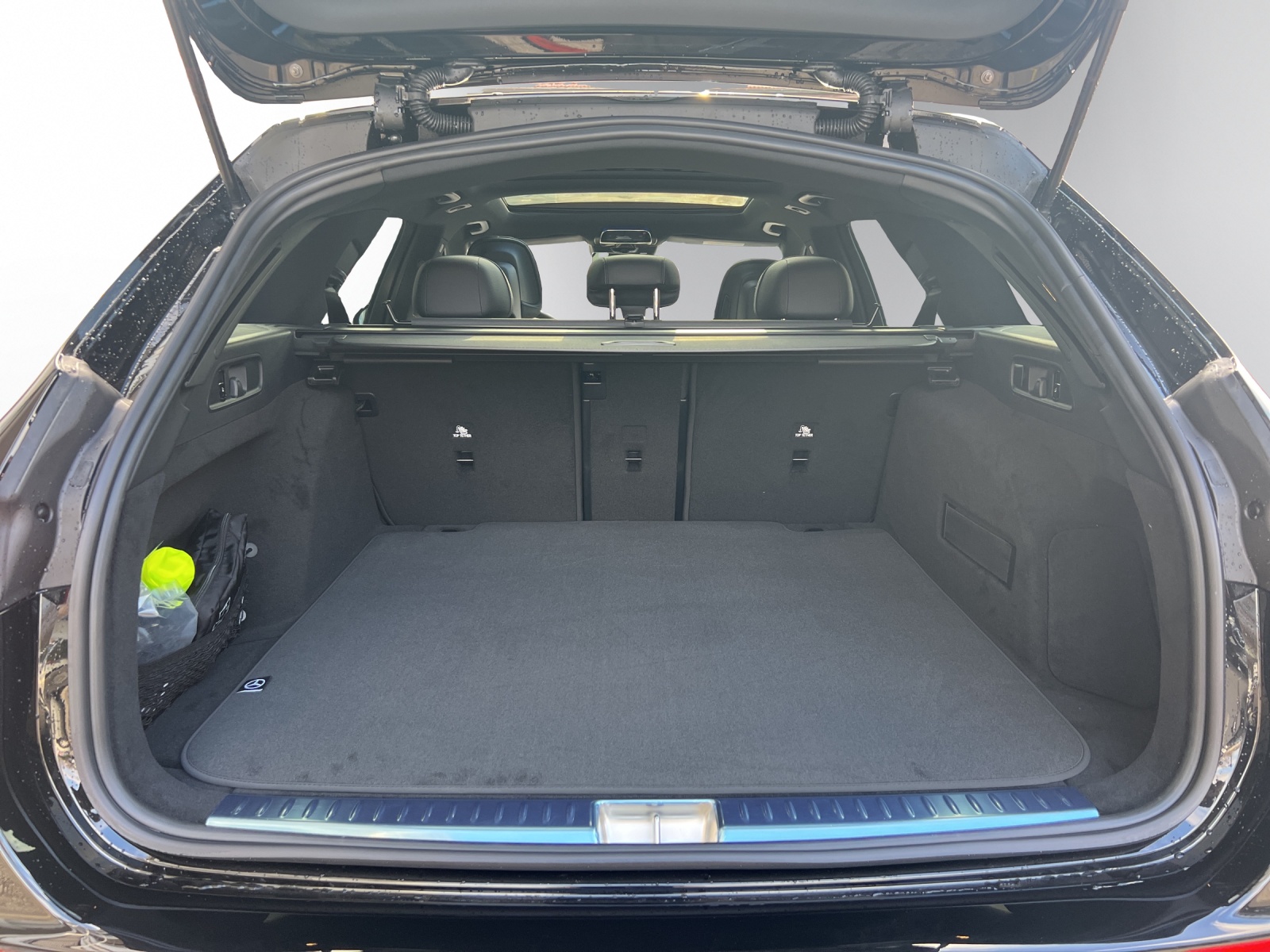 MERCEDES-BENZ E 220 d T 4Matic 9G-Tronic-image-5