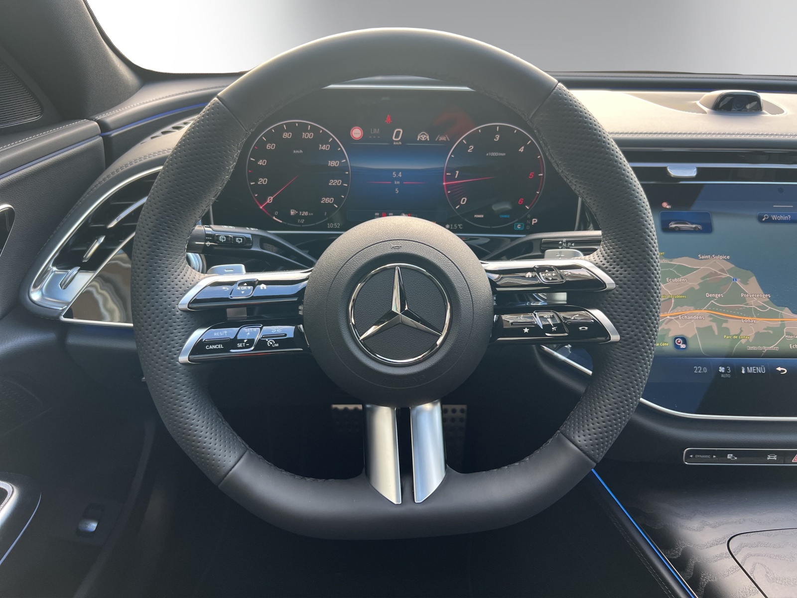 MERCEDES-BENZ E 220 d T 4Matic 9G-Tronic-image-13