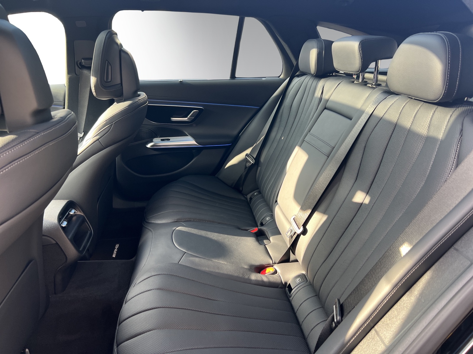 MERCEDES-BENZ E 220 d T 4Matic 9G-Tronic-image-10