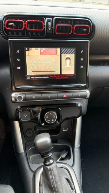 CITROEN C3 Aircross 1.2i PureTech Shine-image-6